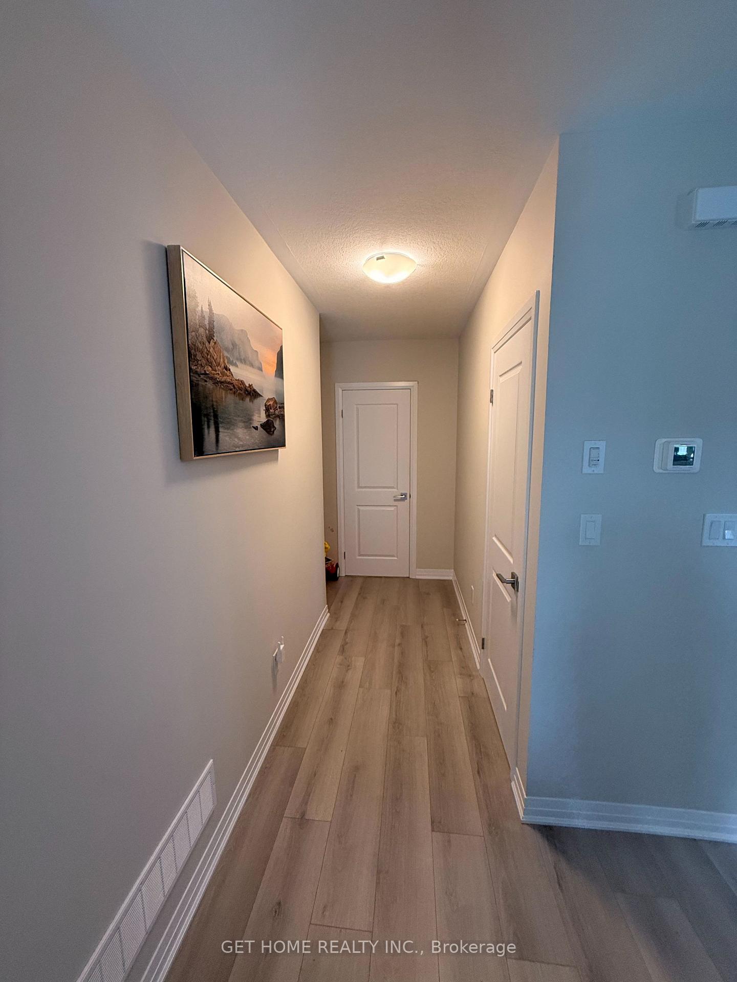 Photo 18 of 696 Benninger Drive, Kitchener — HOMEH