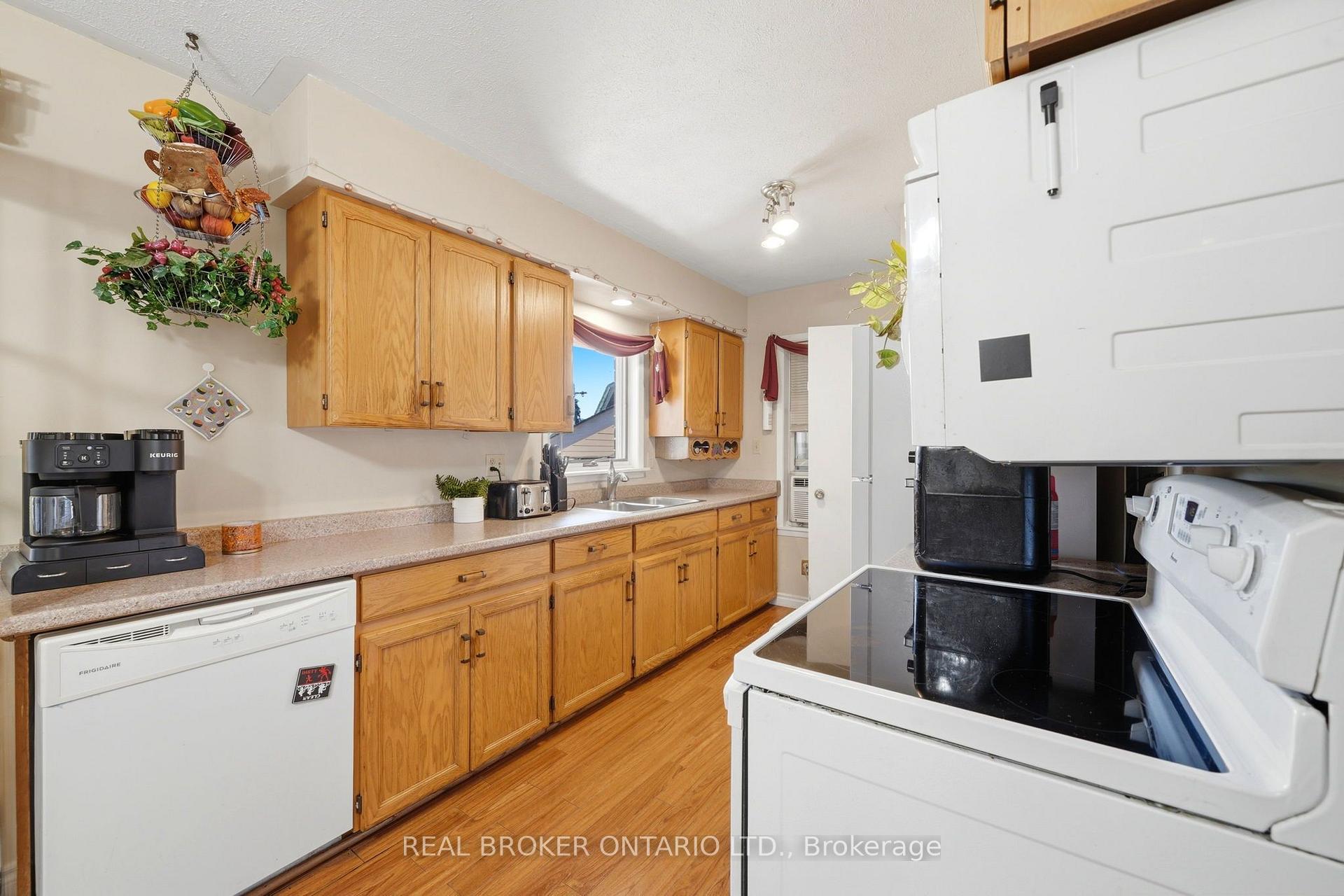 Photo 8 of 389 7th Street, Hanover — HOMEH