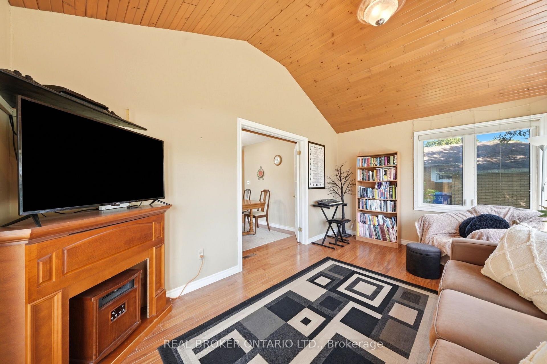 Photo 15 of 389 7th Street, Hanover — HOMEH