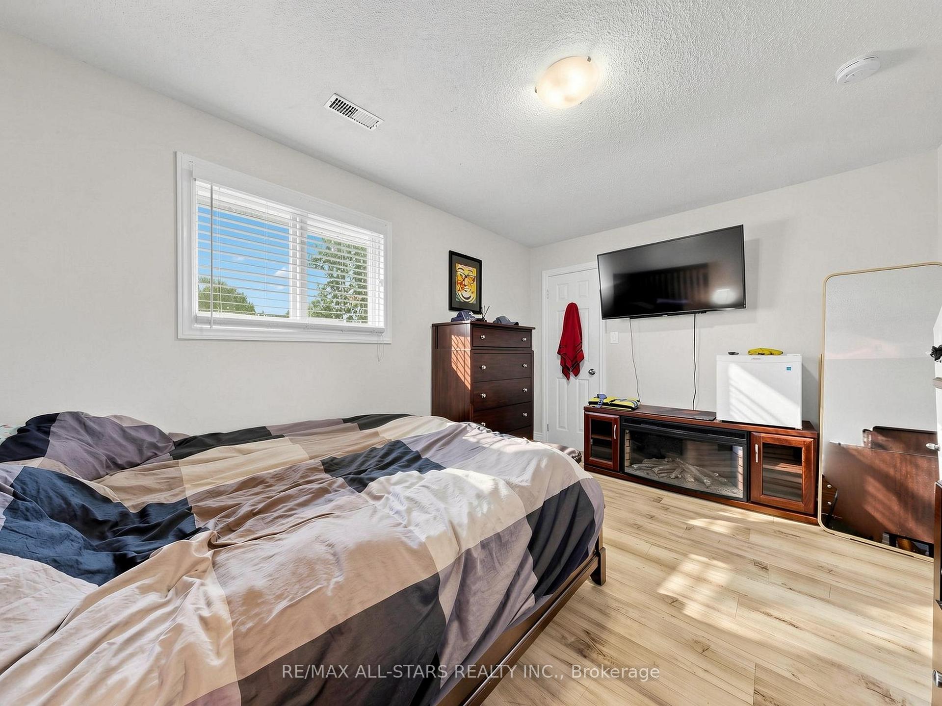 Photo 26 of 374 Adeline Drive, Georgina, Keswick South — HOMEH