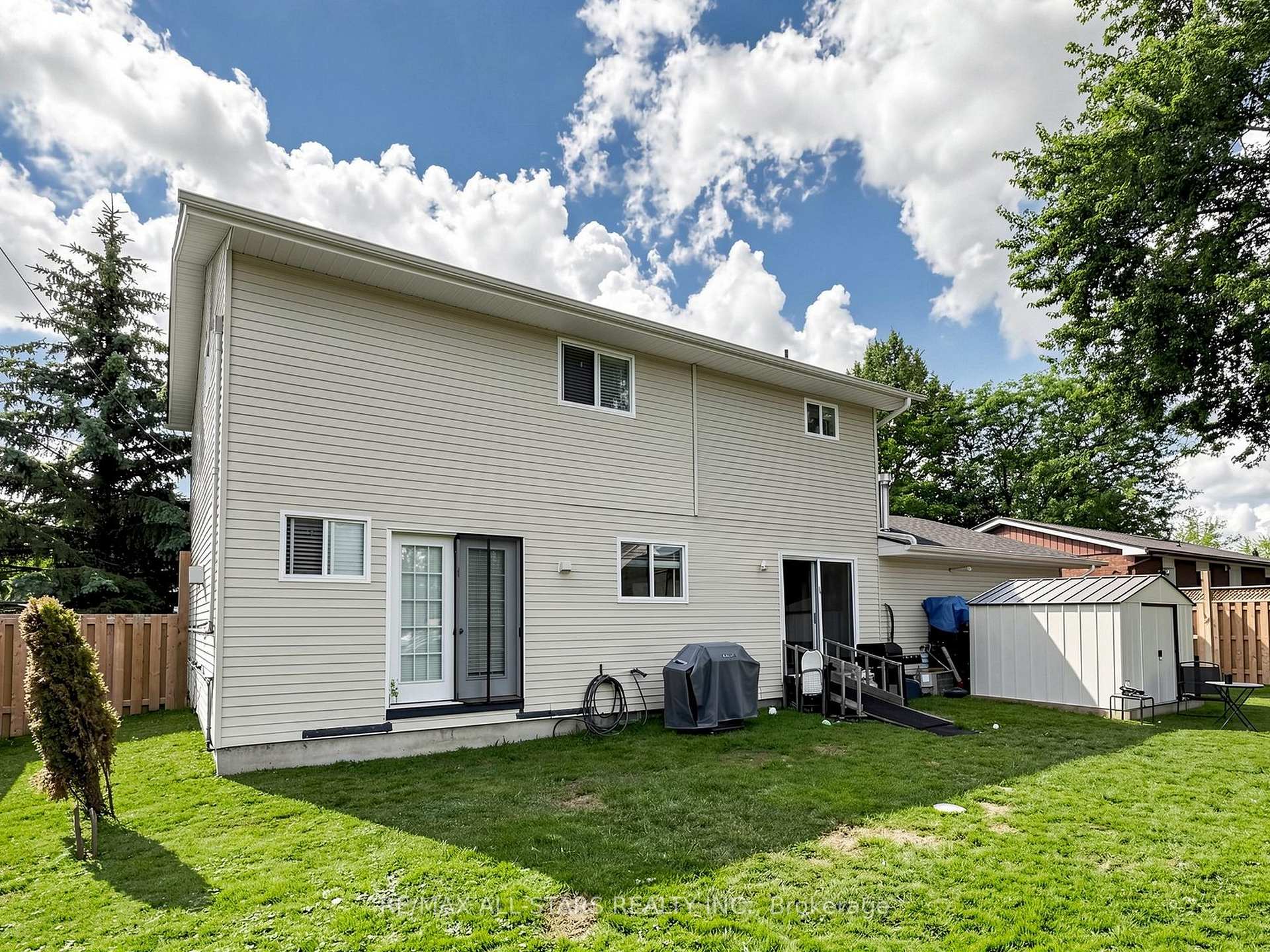 Photo 28 of 374 Adeline Drive, Georgina, Keswick South — HOMEH
