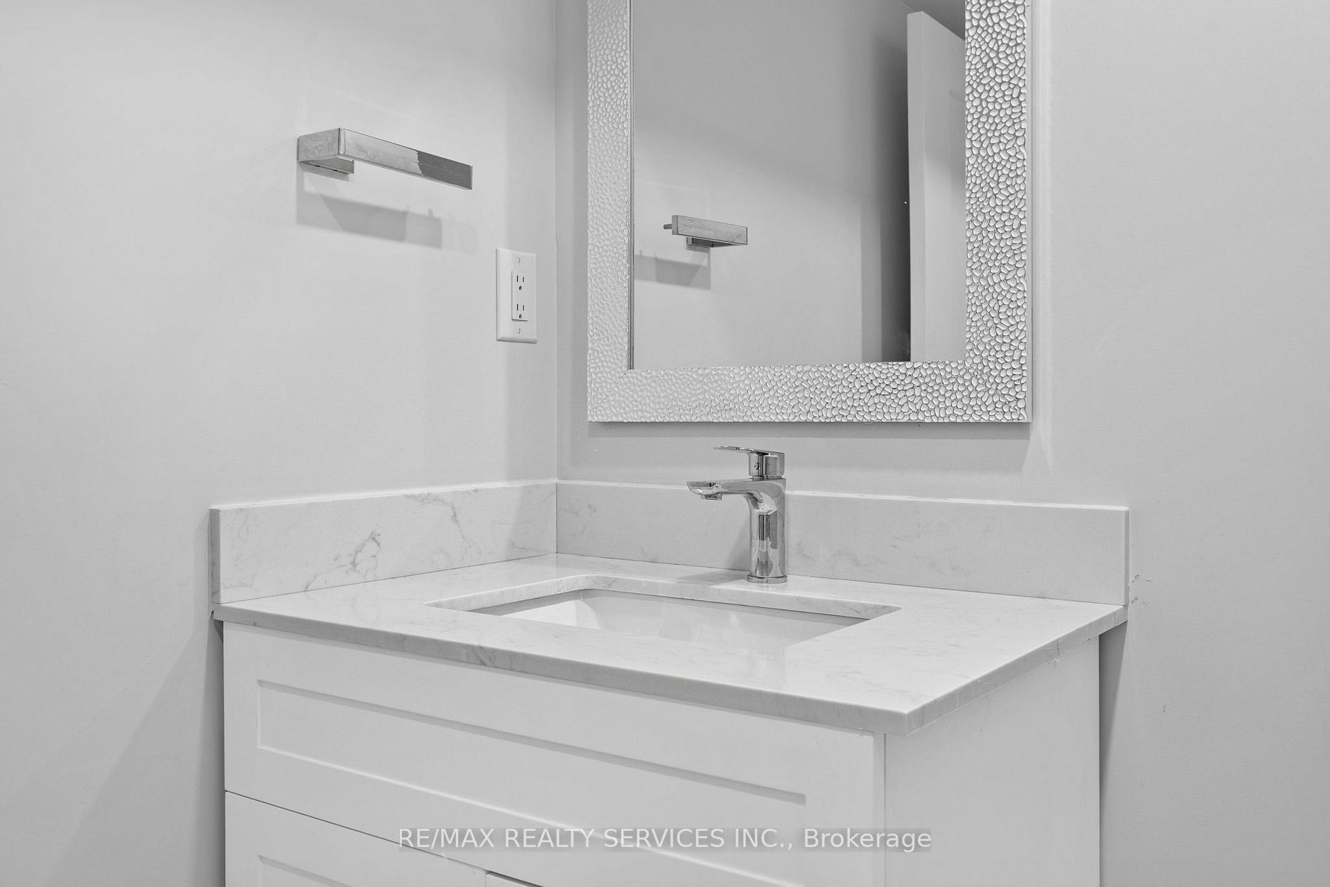 Photo 35 of 1273 Barberry Green, Oakville, Glen Abbey — HOMEH