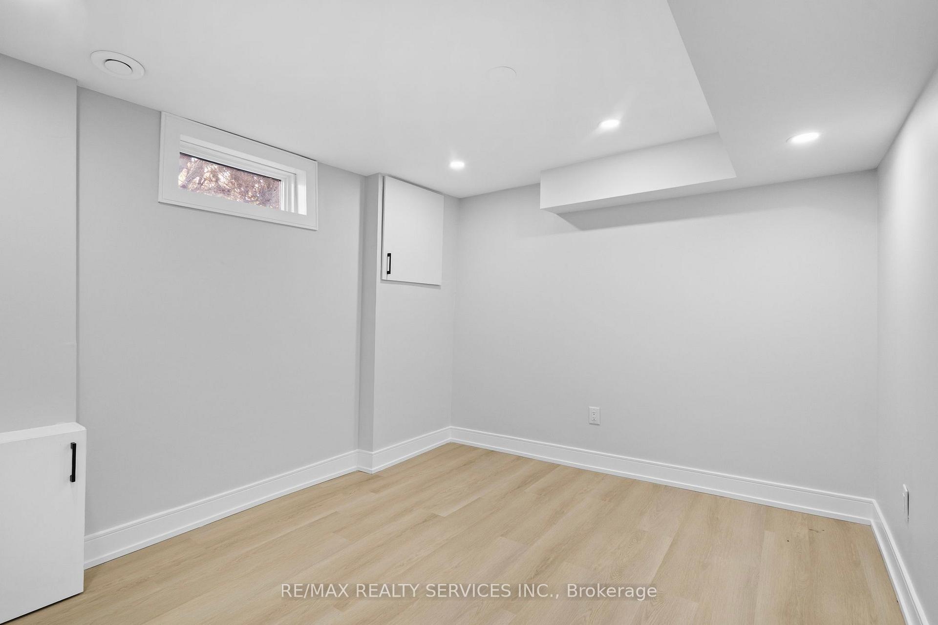 Photo 36 of 1273 Barberry Green, Oakville, Glen Abbey — HOMEH