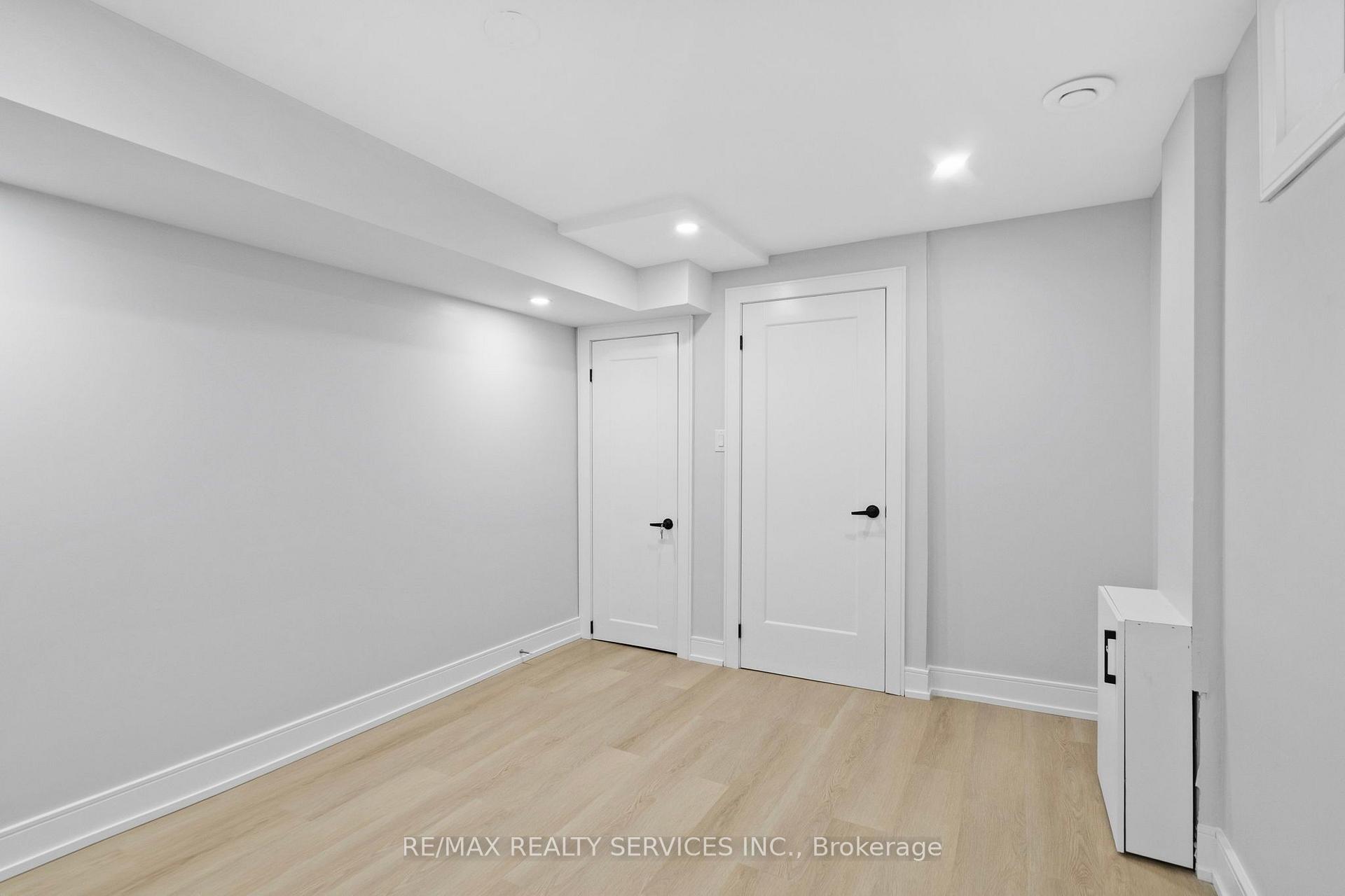 Photo 30 of 1273 Barberry Green, Oakville, Glen Abbey — HOMEH