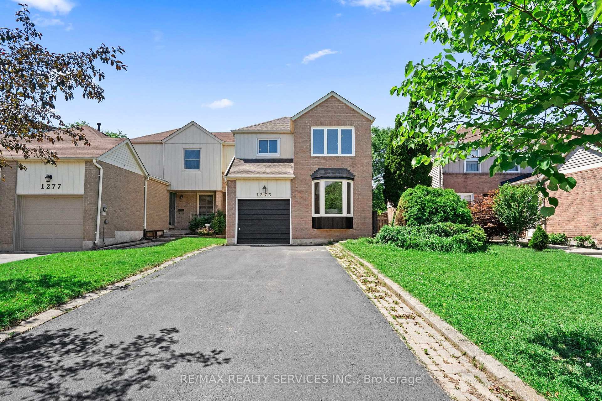 Photo 1 of 1273 Barberry Green, Oakville, Glen Abbey — HOMEH