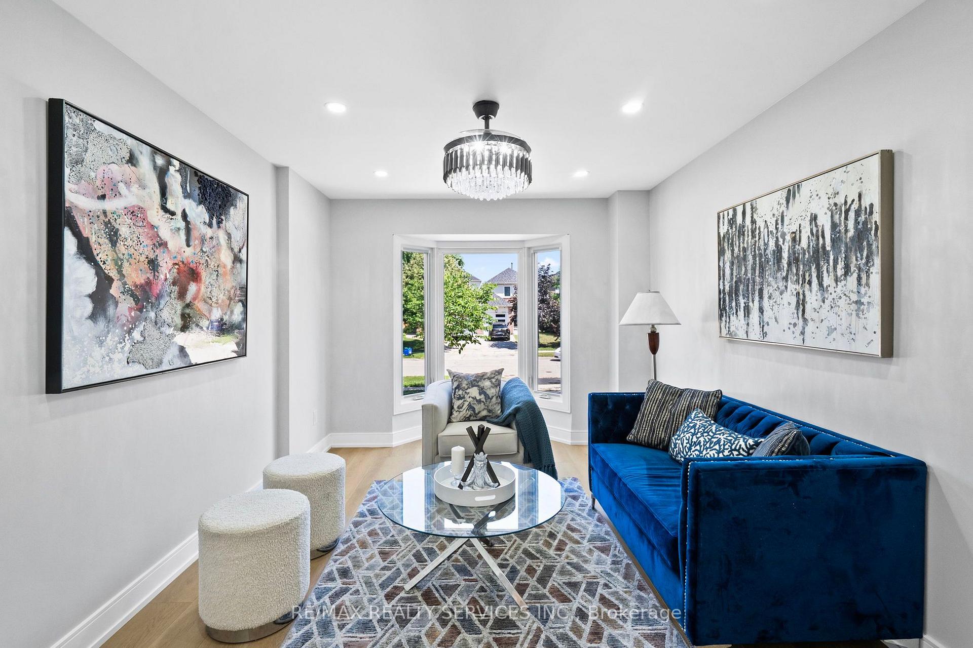 Photo 5 of 1273 Barberry Green, Oakville, Glen Abbey — HOMEH