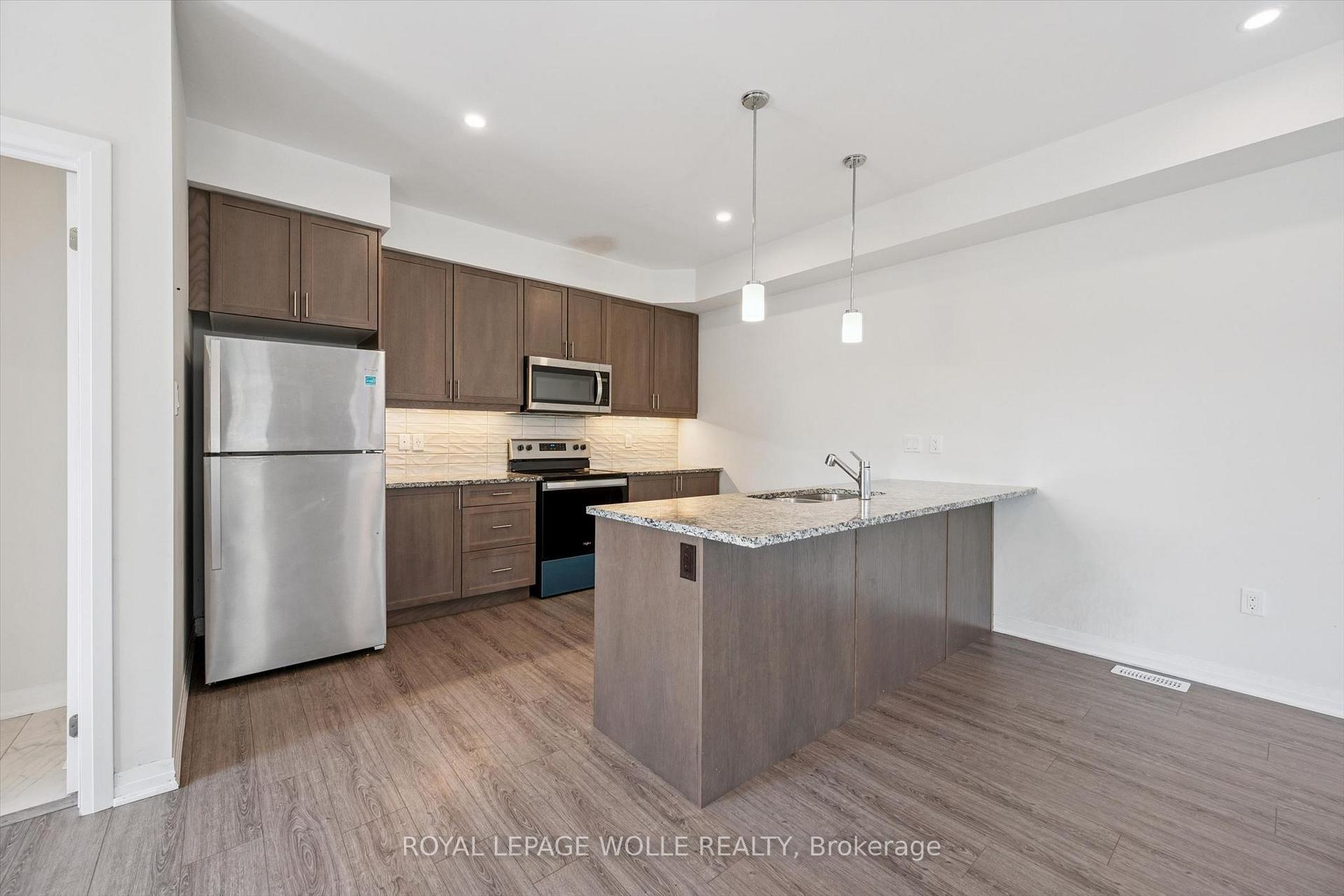 Photo 8 of Unit 37, 51 Sparrow Avenue, Cambridge, Little's Corners — HOMEH