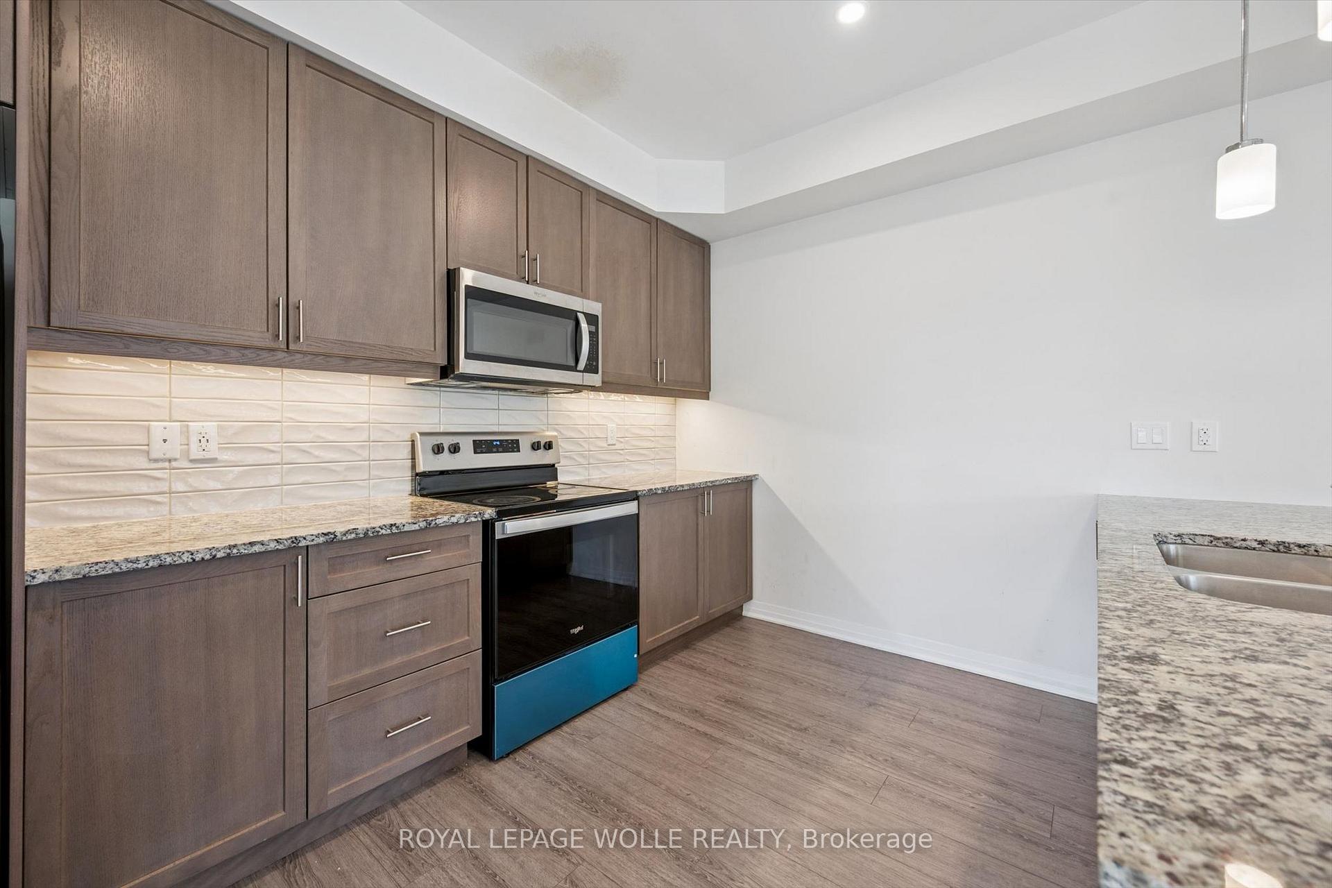 Photo 9 of Unit 37, 51 Sparrow Avenue, Cambridge, Little's Corners — HOMEH