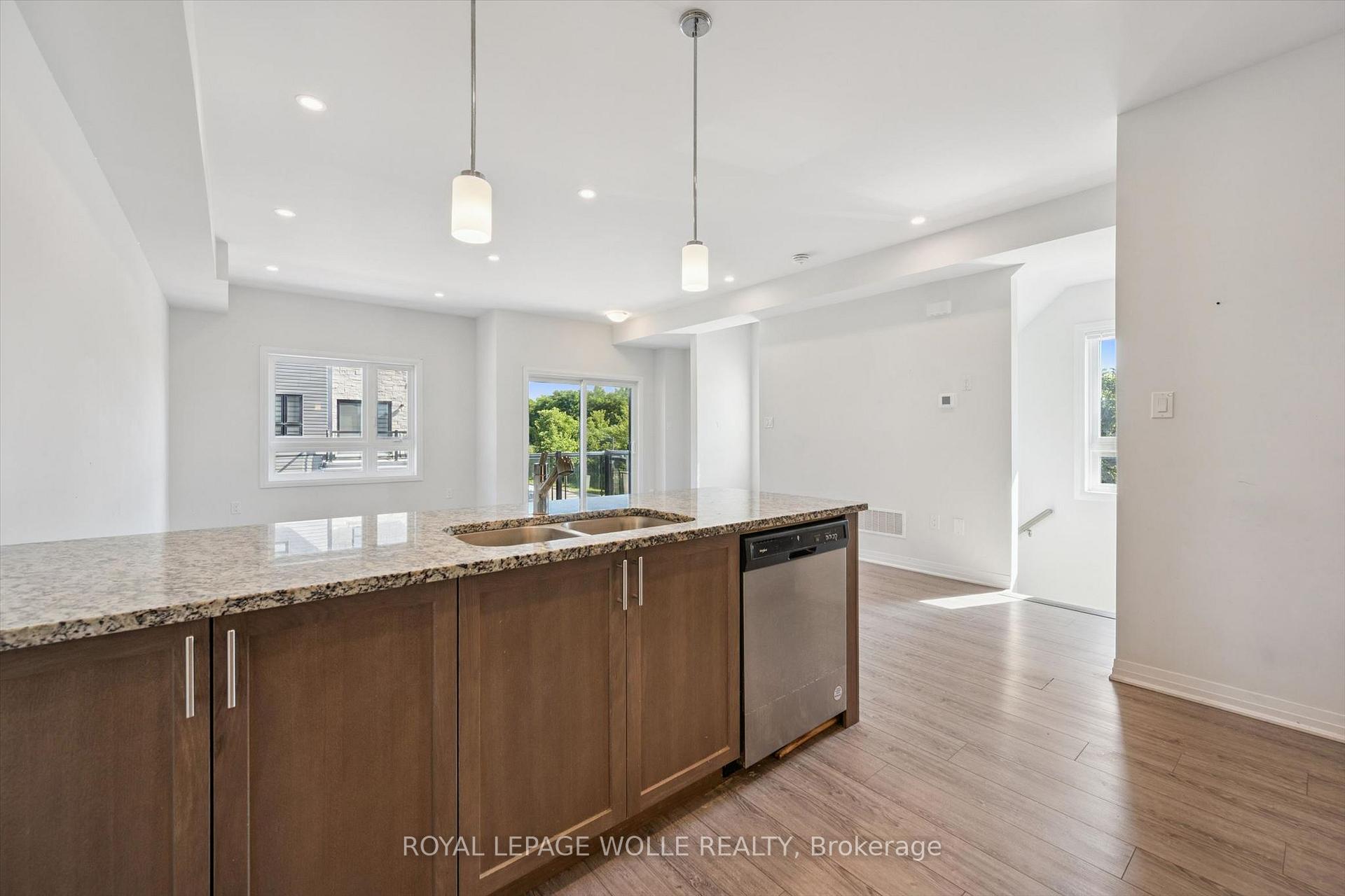 Photo 10 of Unit 37, 51 Sparrow Avenue, Cambridge, Little's Corners — HOMEH