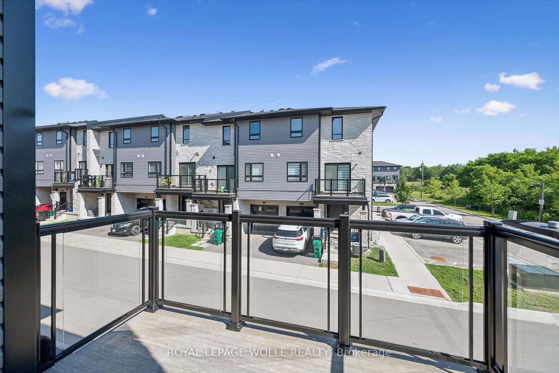 Photo 12 of Unit 37, 51 Sparrow Avenue, Cambridge, Little's Corners — HOMEH