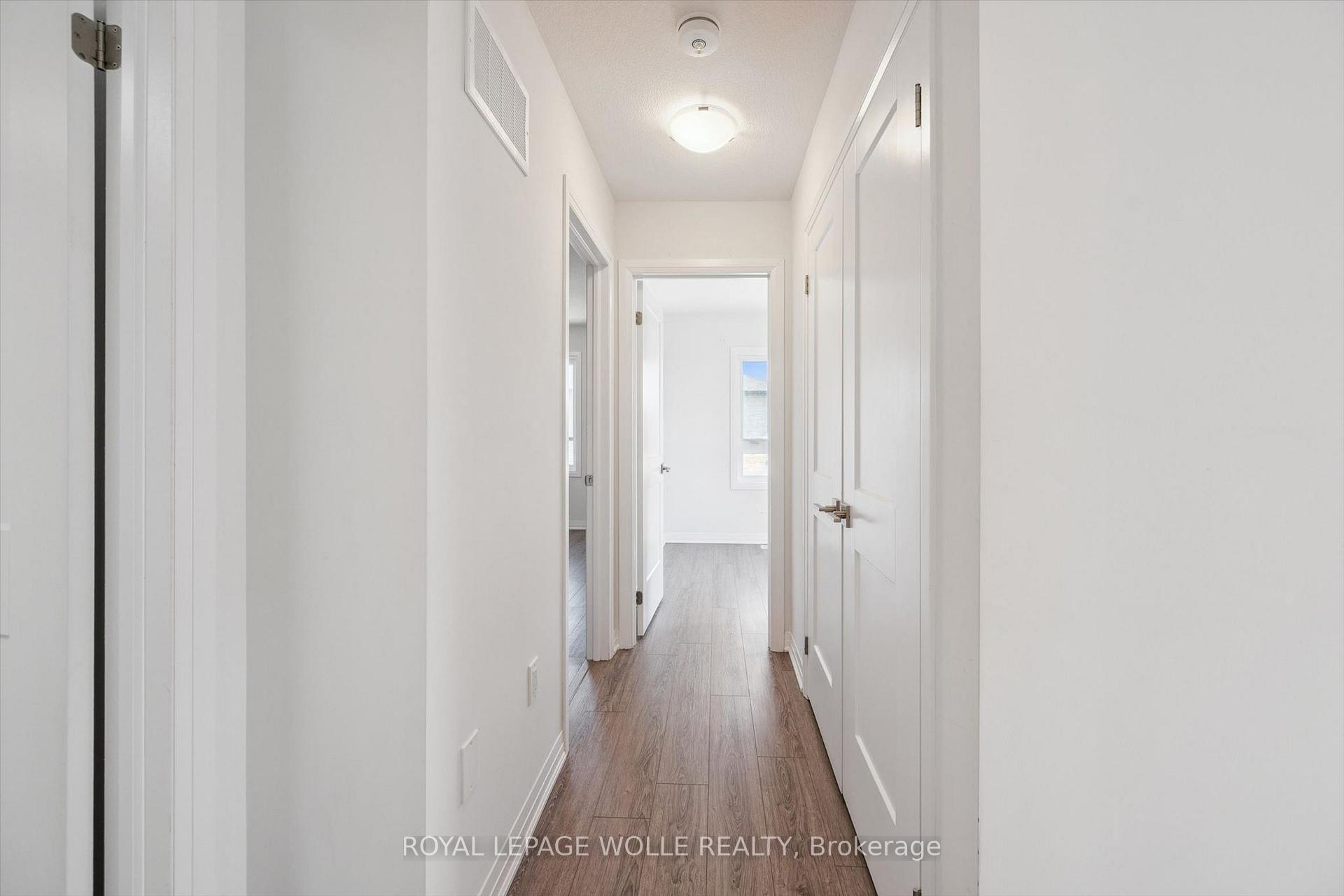 Photo 14 of Unit 37, 51 Sparrow Avenue, Cambridge, Little's Corners — HOMEH