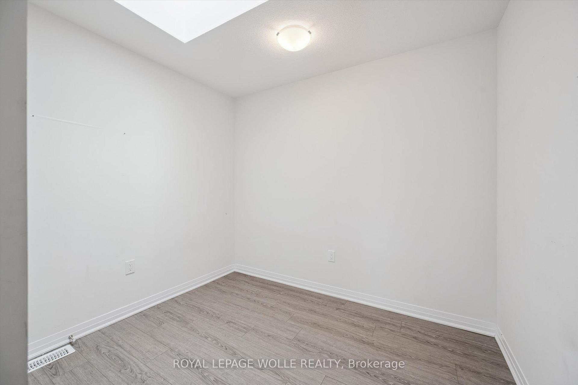 Photo 15 of Unit 37, 51 Sparrow Avenue, Cambridge, Little's Corners — HOMEH