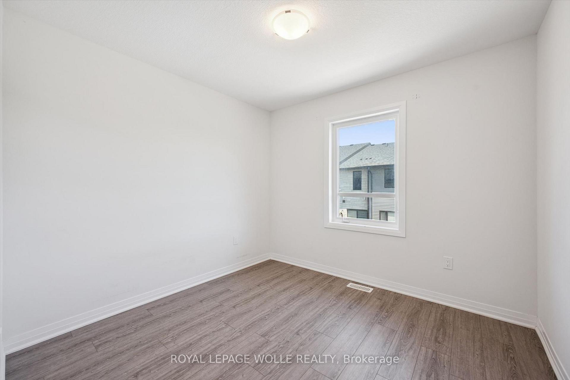 Photo 17 of Unit 37, 51 Sparrow Avenue, Cambridge, Little's Corners — HOMEH