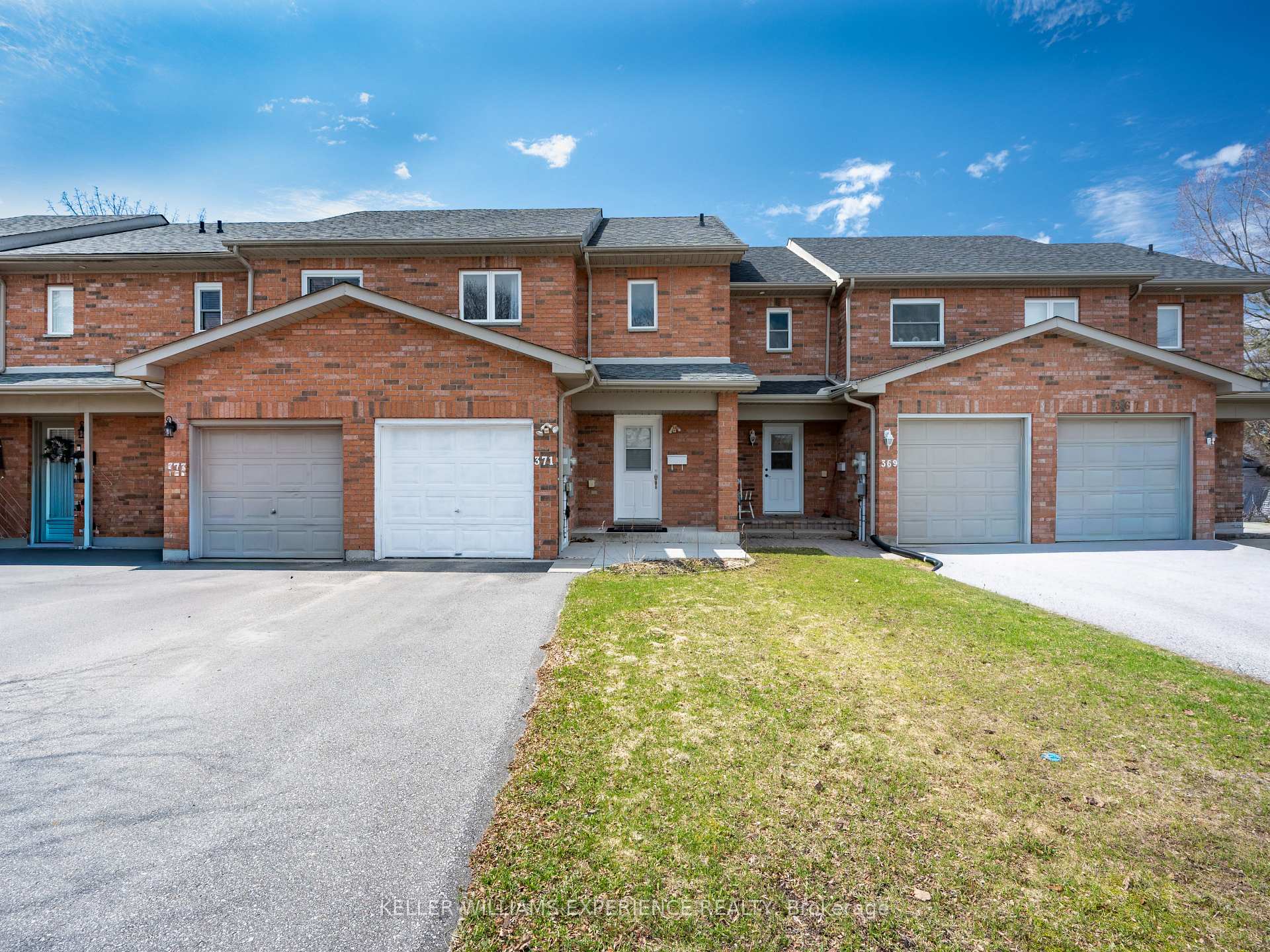 Photo 1 of 371 Millard Street, Orillia — HOMEH