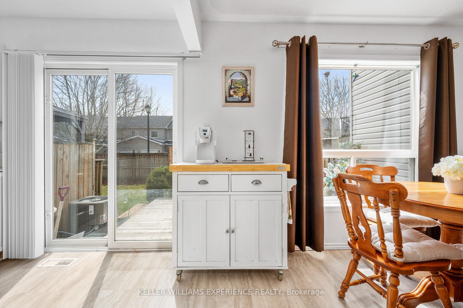 Photo 12 of 371 Millard Street, Orillia — HOMEH