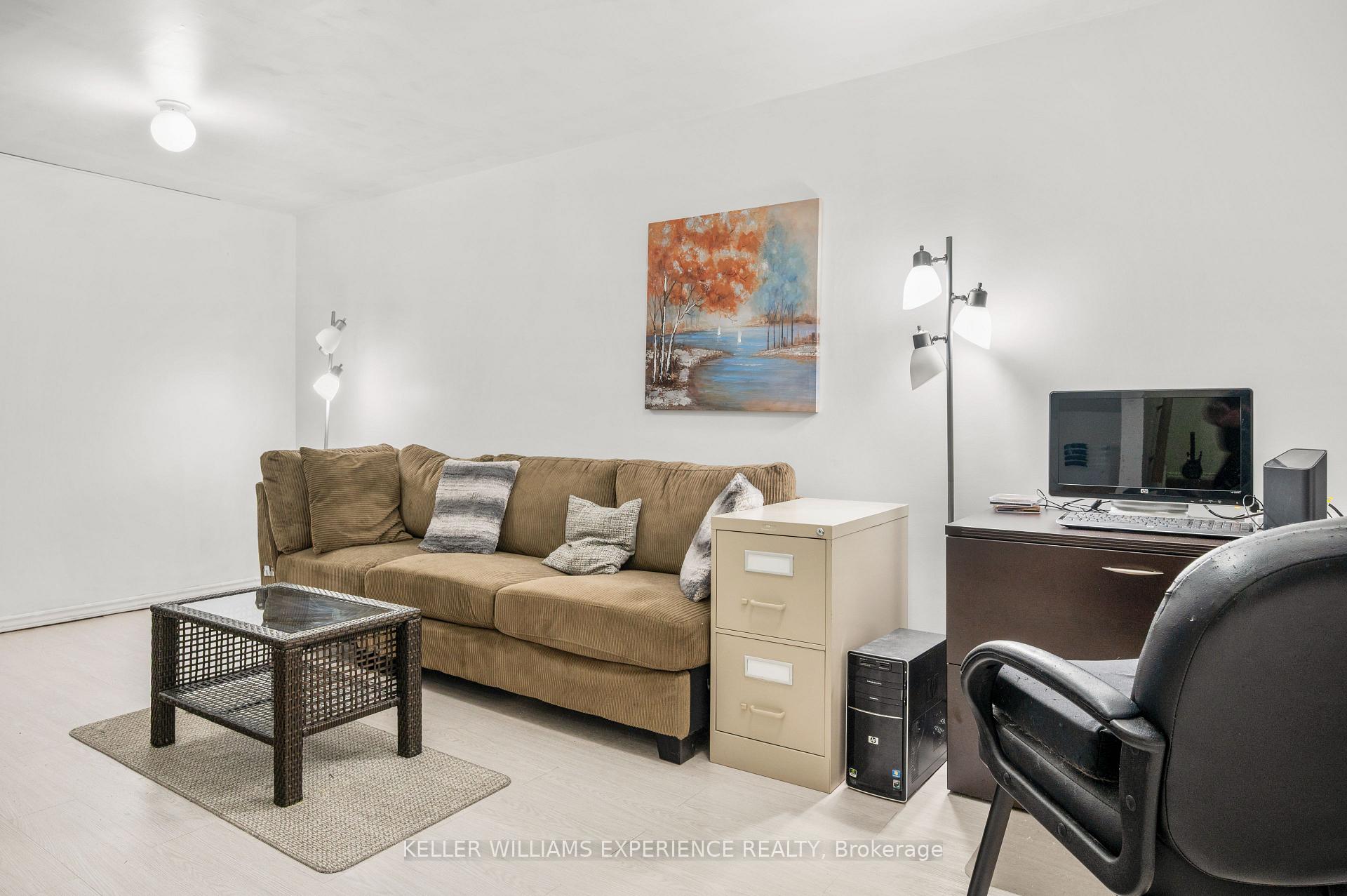Photo 18 of 371 Millard Street, Orillia — HOMEH