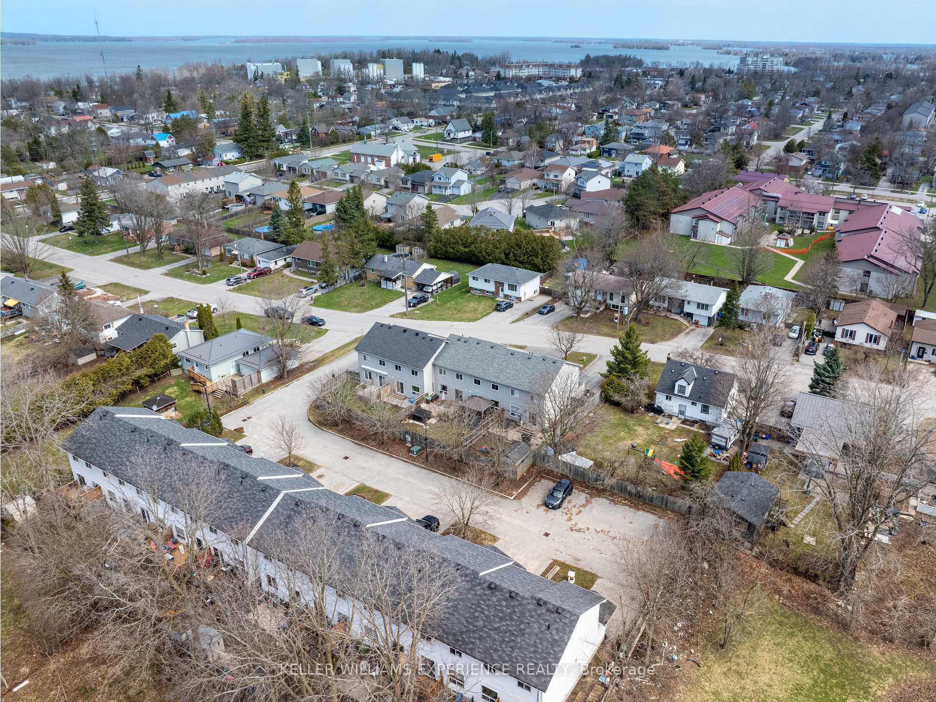 Photo 21 of 371 Millard Street, Orillia — HOMEH