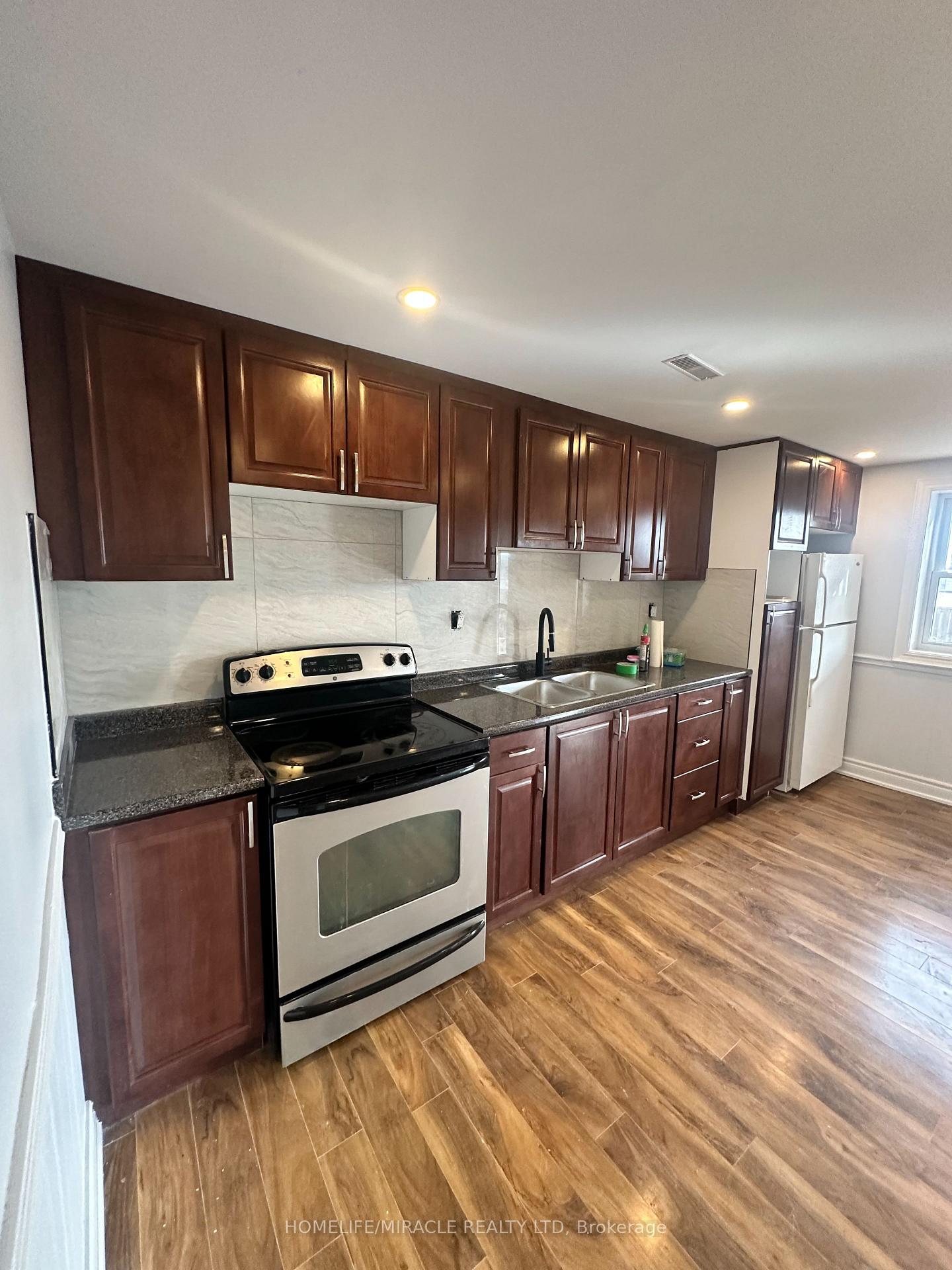 Photo 2 of Unit Bsmt, 2279 Chapman Court, Pickering, Brock Ridge — HOMEH