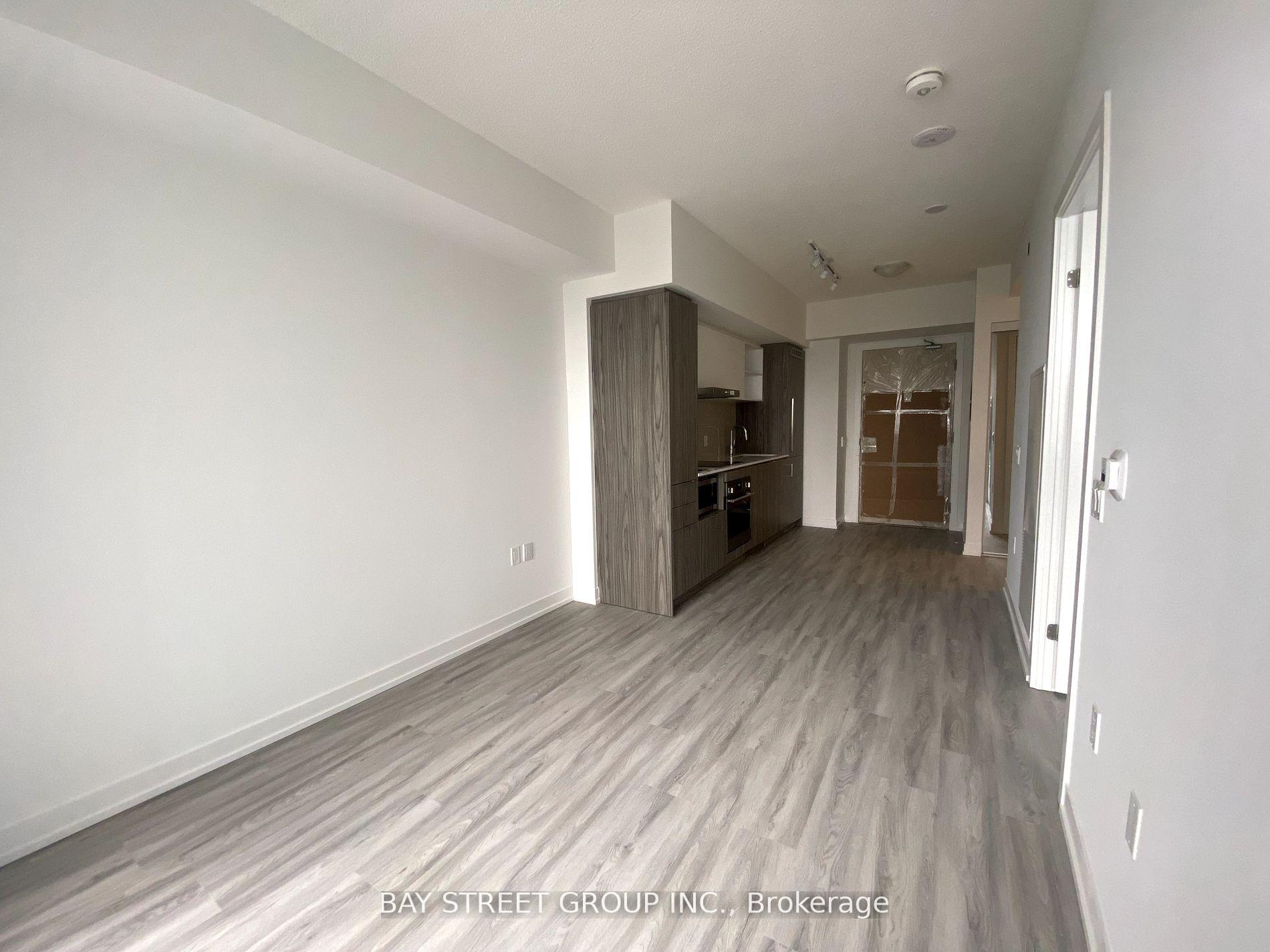 Photo 4 of Unit 4206, 55 Cooper Street, Toronto, Waterfront Communities — HOMEH