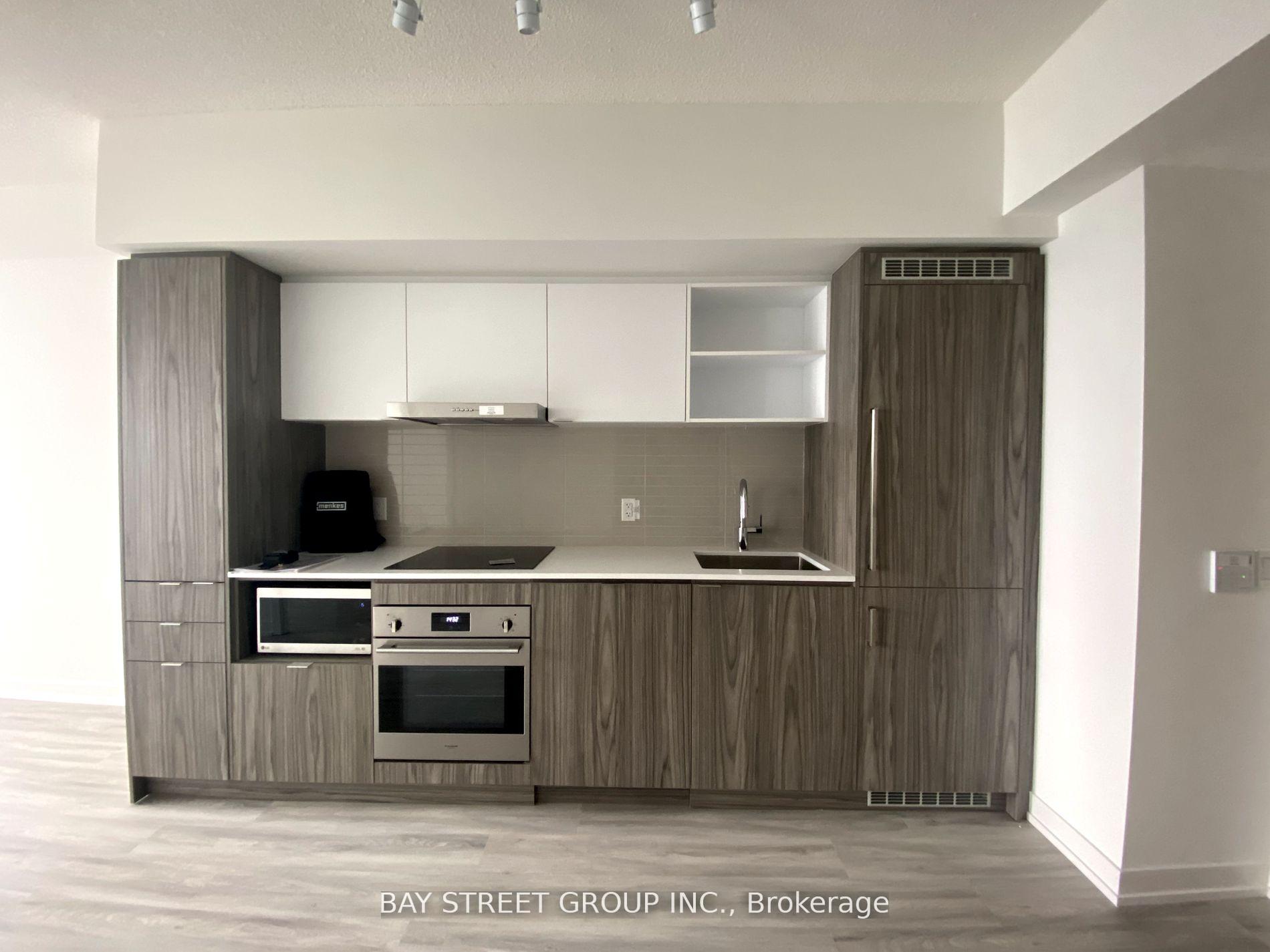 Photo 10 of Unit 4206, 55 Cooper Street, Toronto, Waterfront Communities — HOMEH