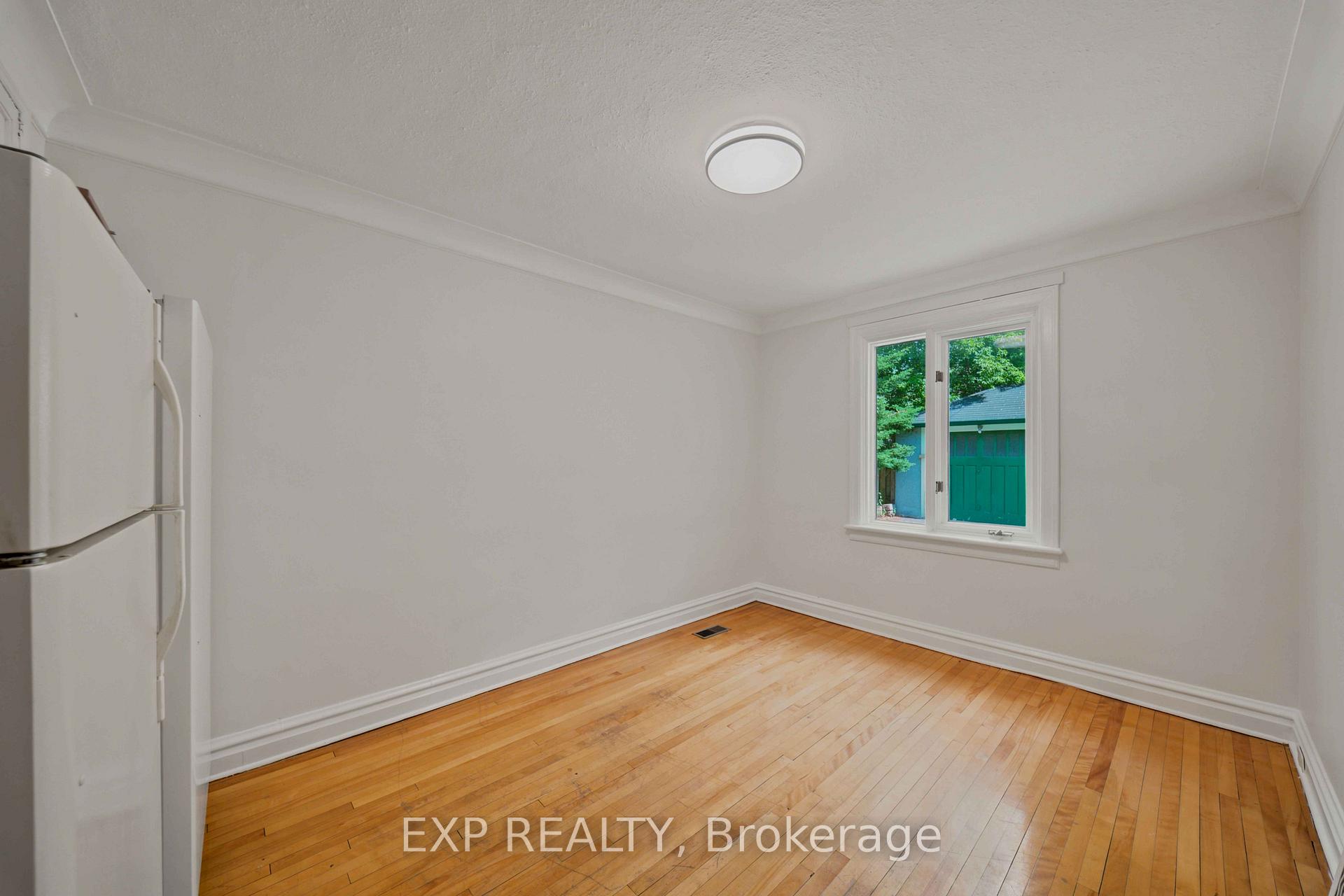 Photo 9 of 452 Sunnyside Avenue, Ottawa, Old Ottawa South — HOMEH