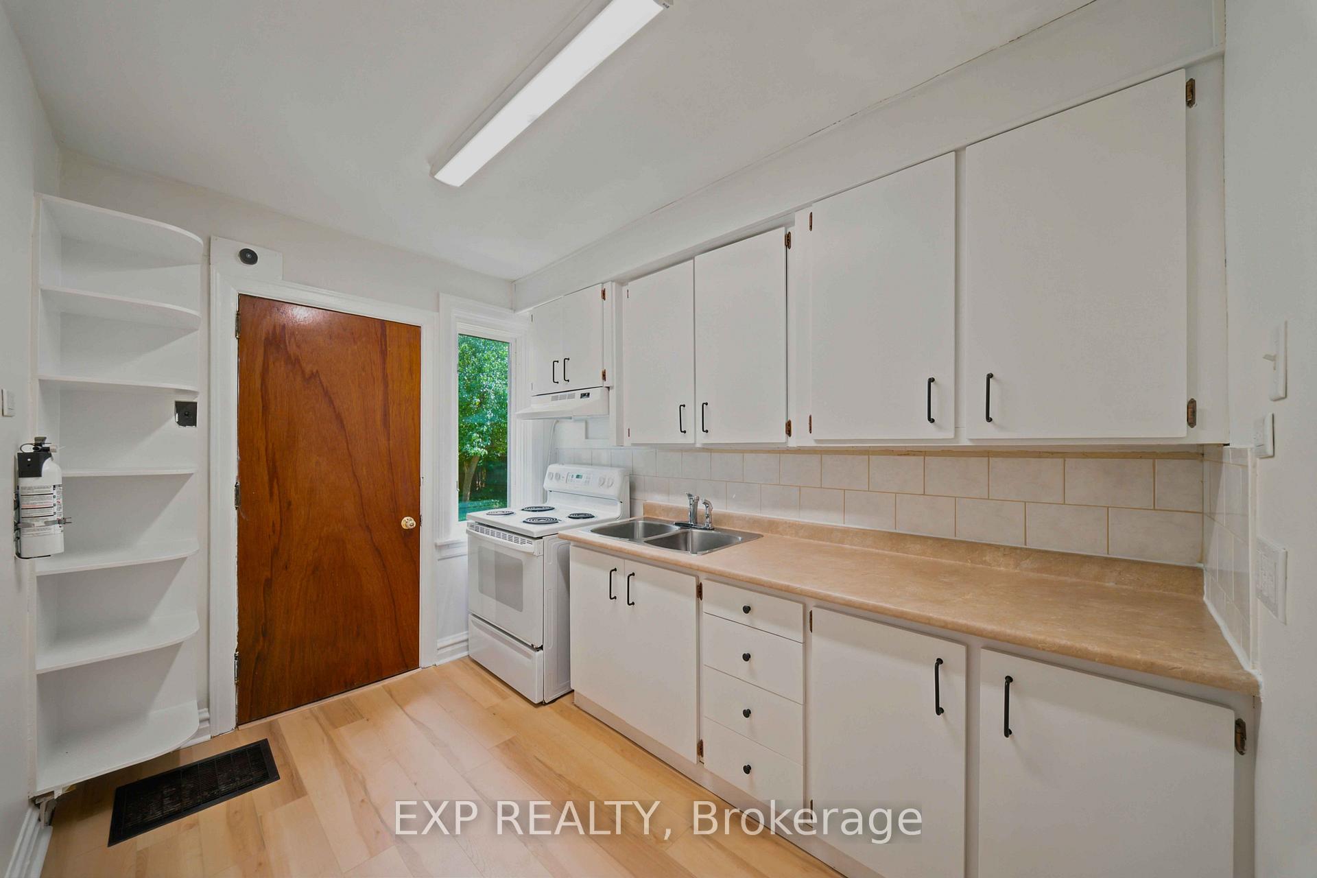 Photo 10 of 452 Sunnyside Avenue, Ottawa, Old Ottawa South — HOMEH