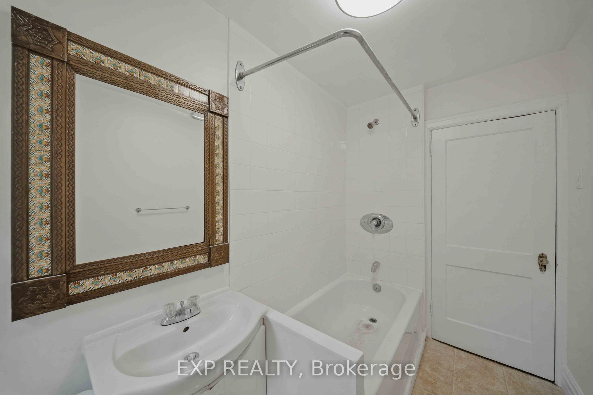 Photo 18 of 452 Sunnyside Avenue, Ottawa, Old Ottawa South — HOMEH