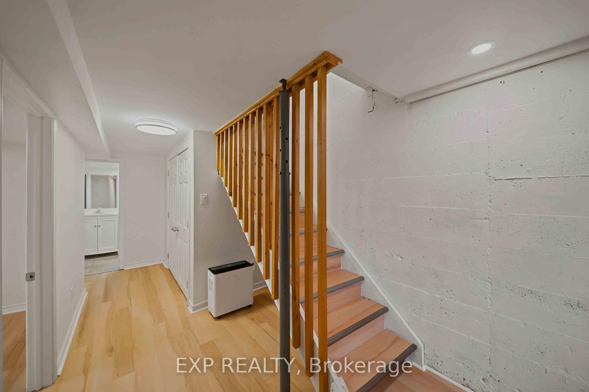 Photo 23 of 452 Sunnyside Avenue, Ottawa, Old Ottawa South — HOMEH