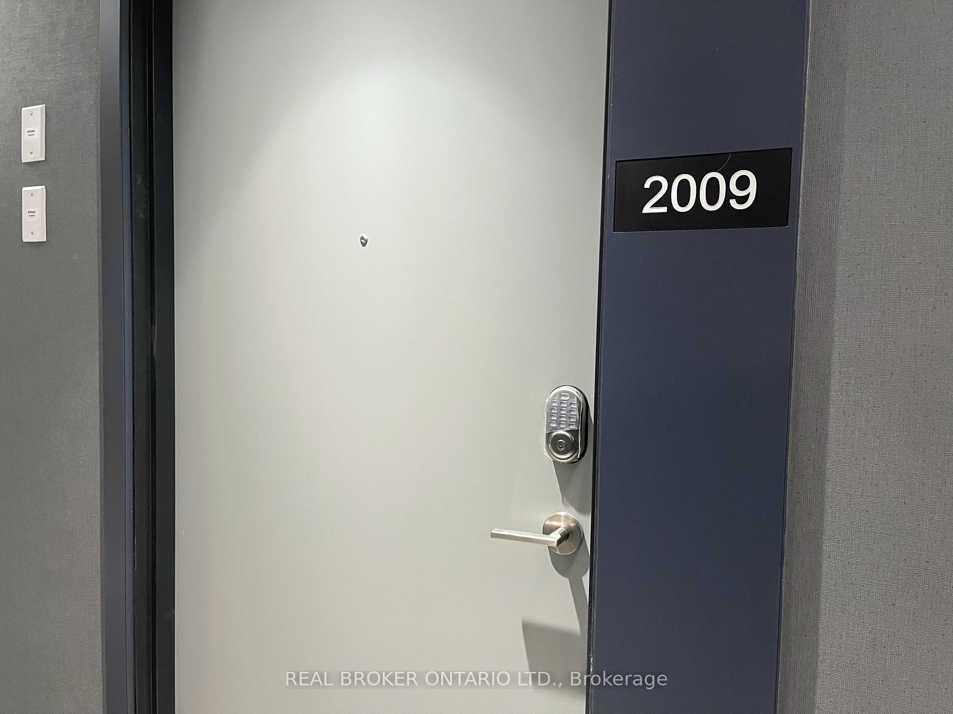 Photo 6 of Unit 2009, 50 Upper Mall Way, Vaughan, Brownridge — HOMEH