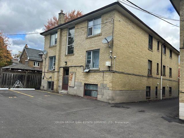 Photo 2 of 46 Albert Avenue, Etobicoke, Mimico — HOMEH