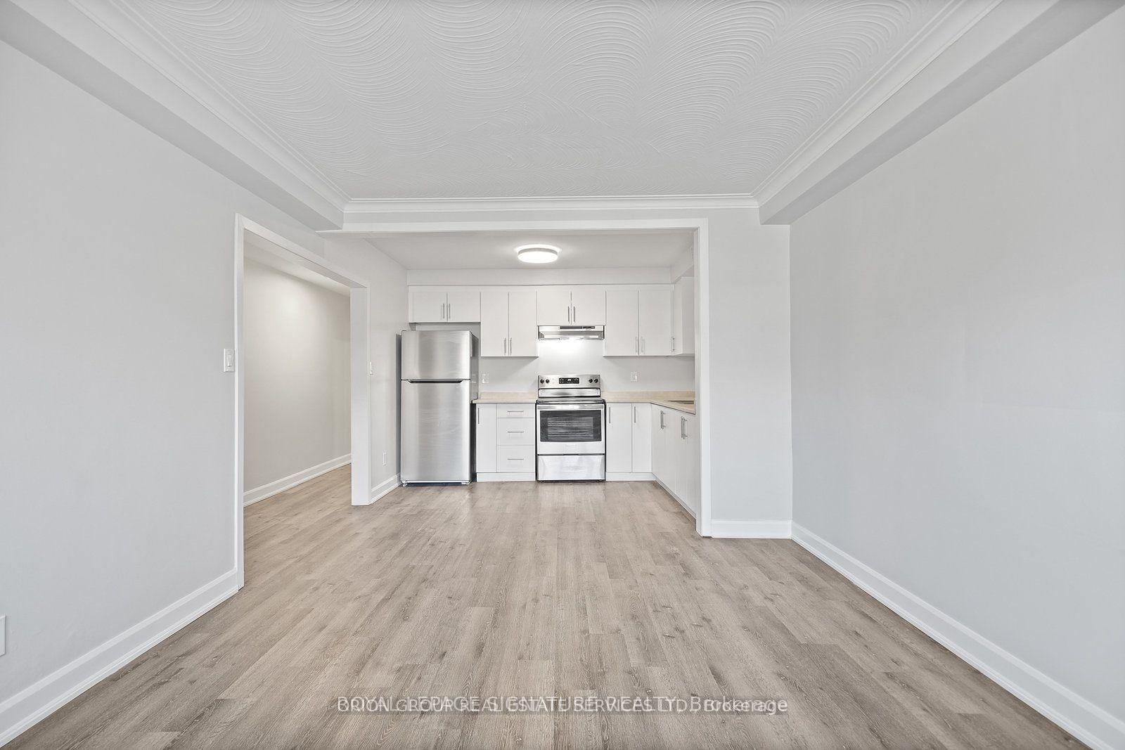 Photo 11 of 46 Albert Avenue, Etobicoke, Mimico — HOMEH