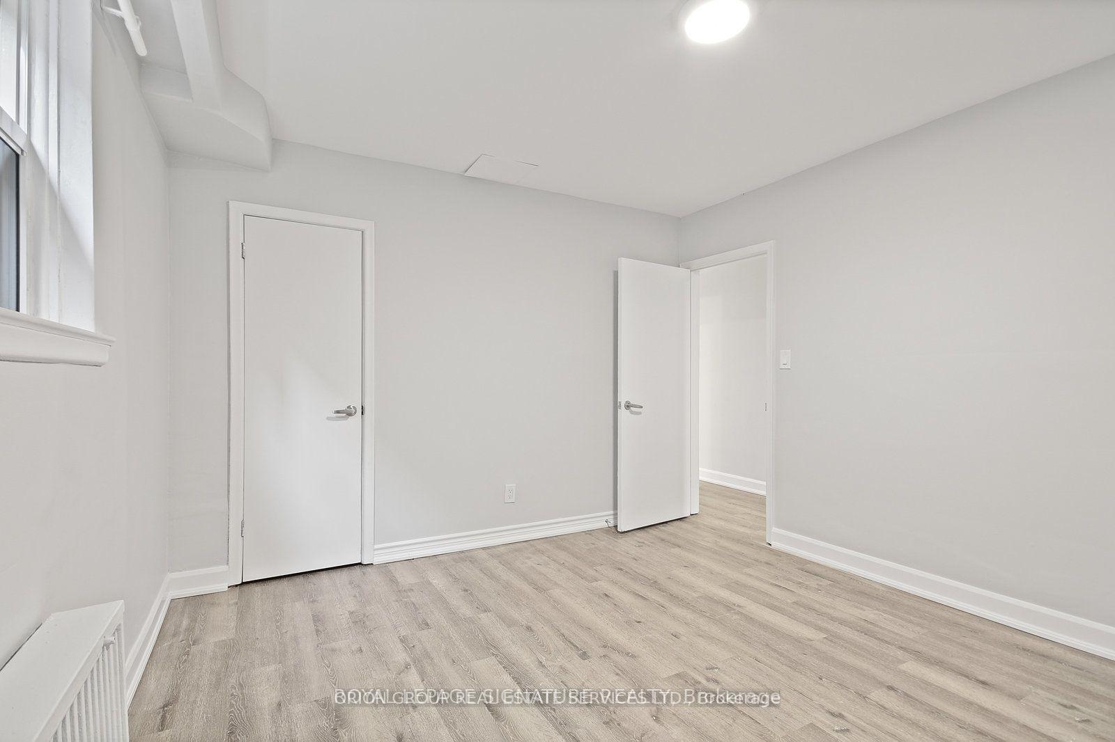 Photo 12 of 46 Albert Avenue, Etobicoke, Mimico — HOMEH