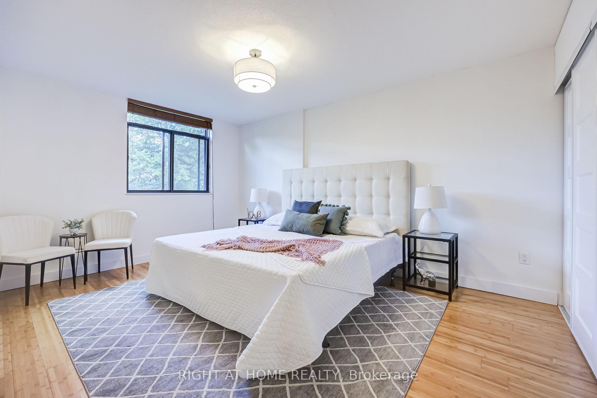 Photo 17 of Unit 426, 2645 Jane Street, North York, Glenfield-Jane Heights — HOMEH