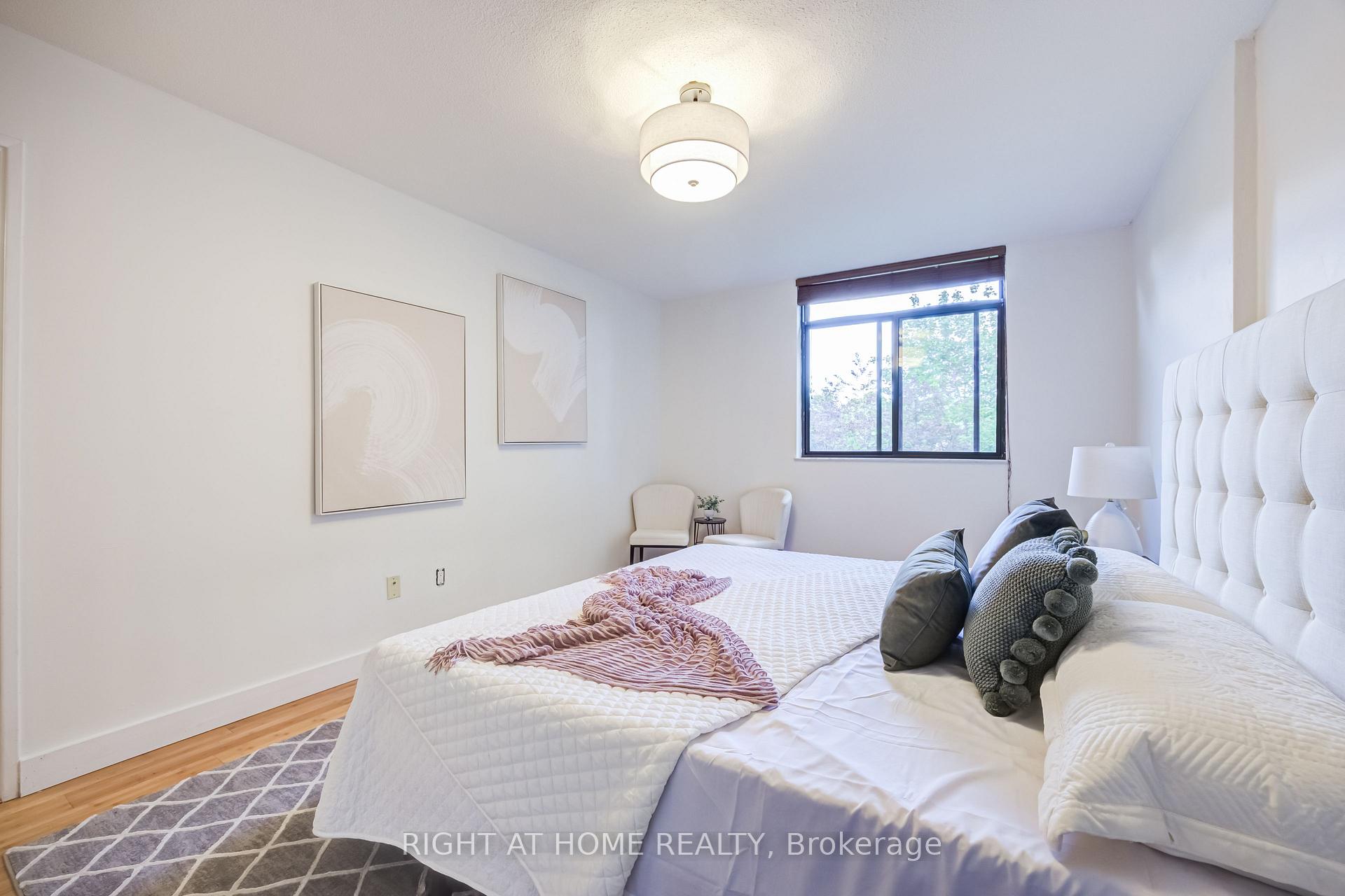 Photo 18 of Unit 426, 2645 Jane Street, North York, Glenfield-Jane Heights — HOMEH