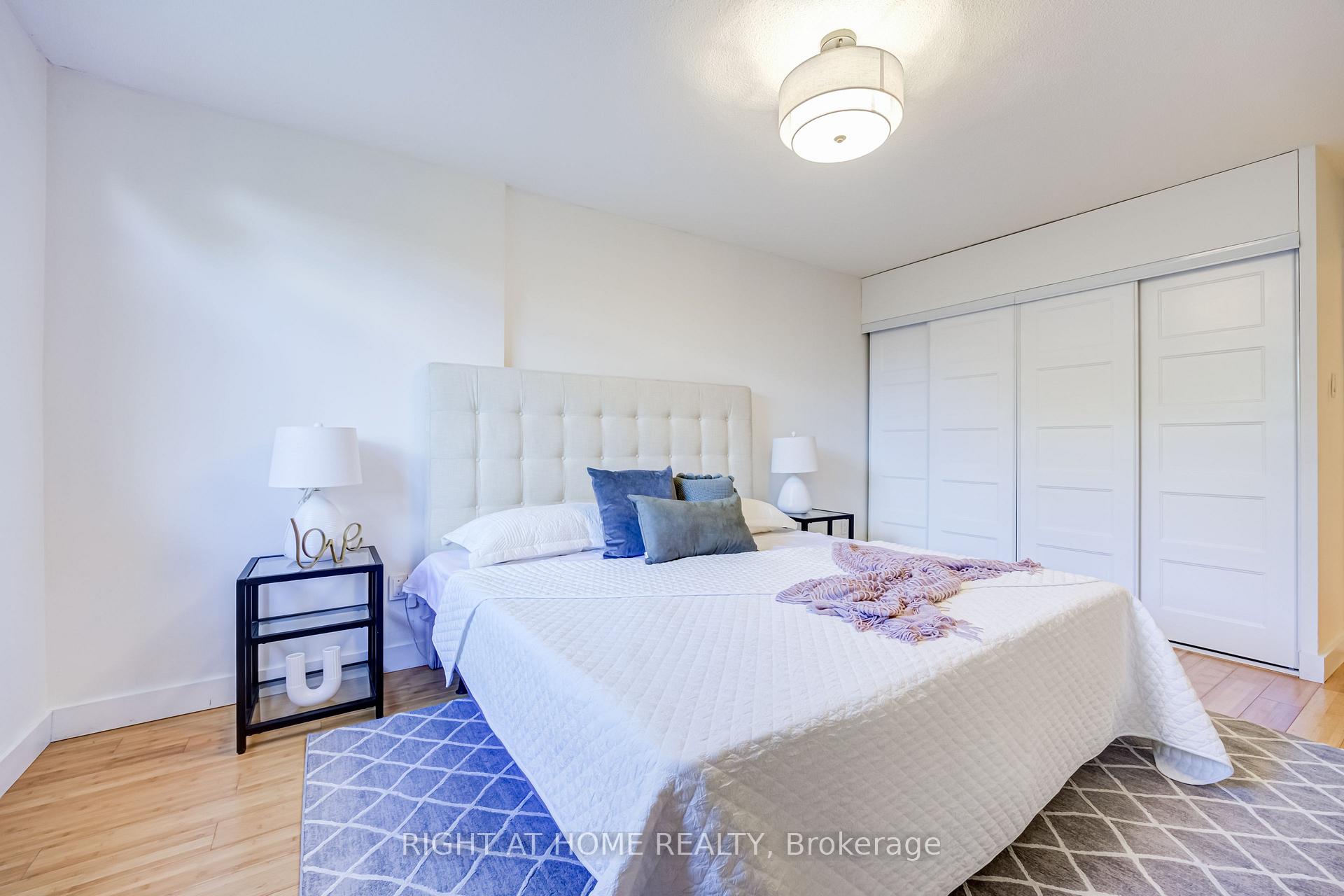 Photo 19 of Unit 426, 2645 Jane Street, North York, Glenfield-Jane Heights — HOMEH