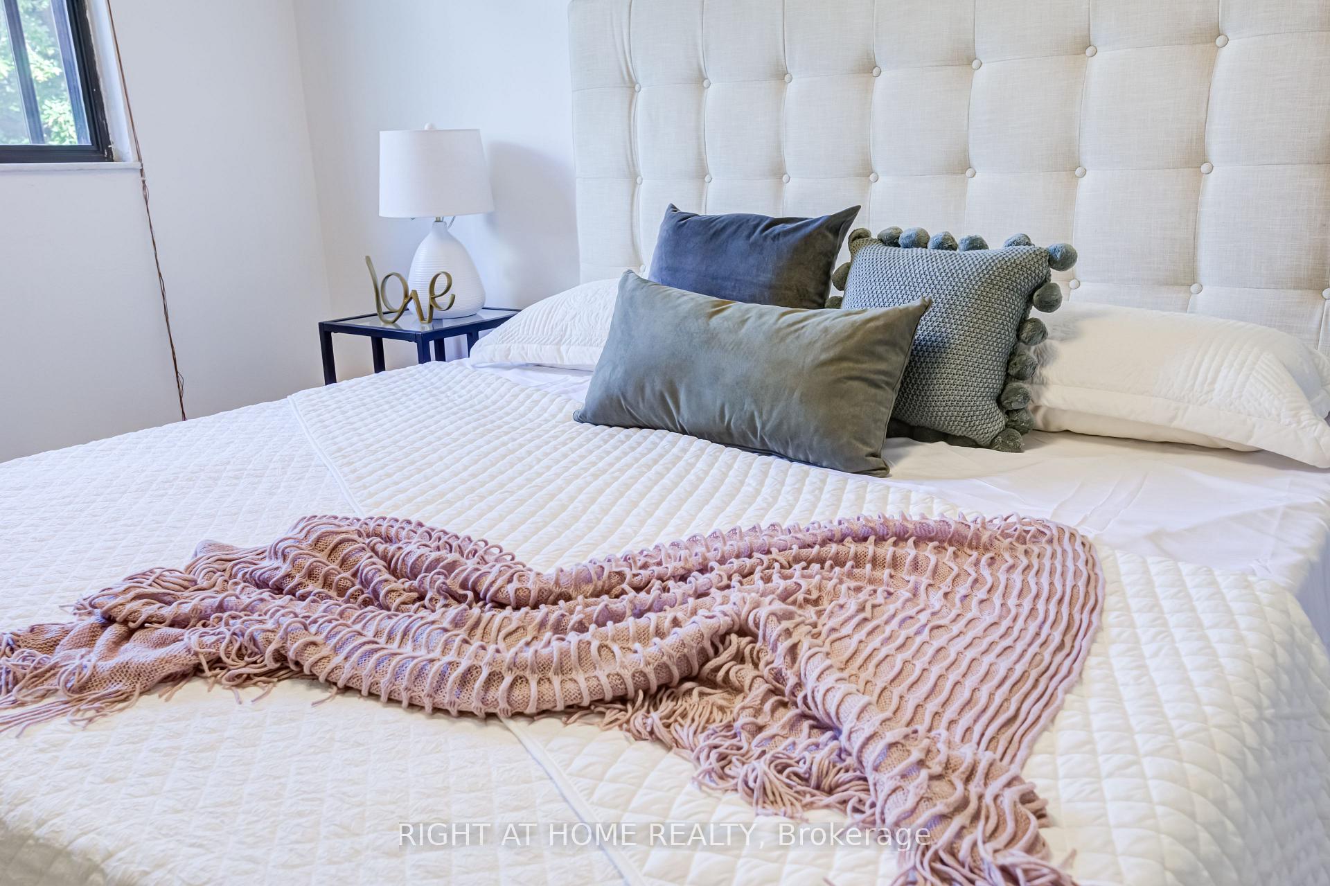 Photo 22 of Unit 426, 2645 Jane Street, North York, Glenfield-Jane Heights — HOMEH