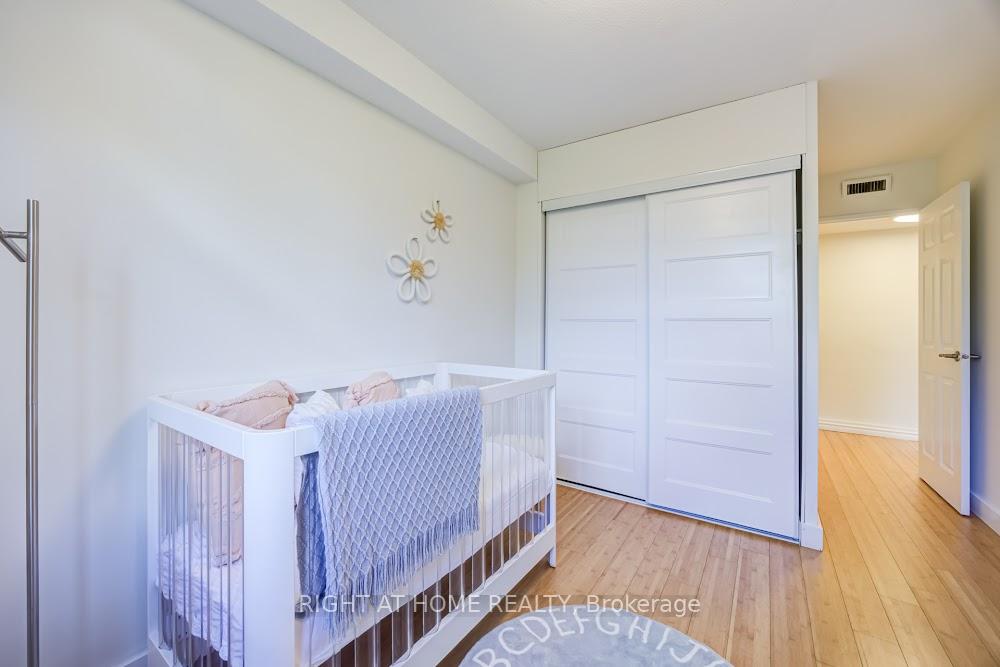 Photo 25 of Unit 426, 2645 Jane Street, North York, Glenfield-Jane Heights — HOMEH