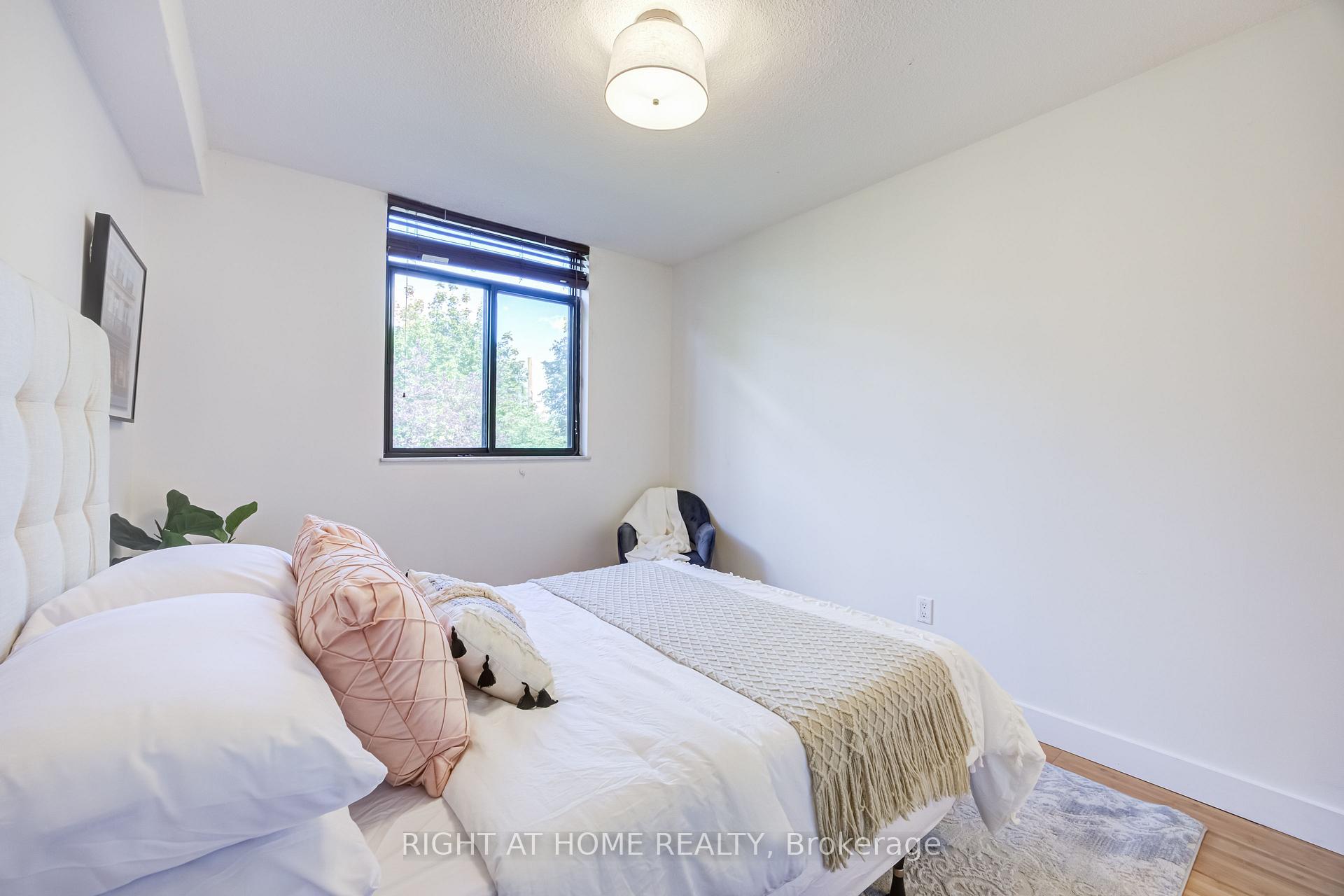 Photo 29 of Unit 426, 2645 Jane Street, North York, Glenfield-Jane Heights — HOMEH