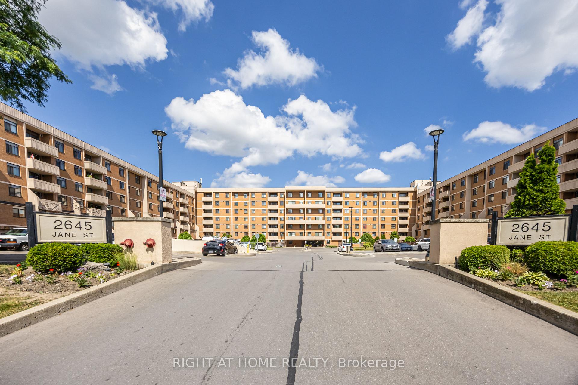 Photo 38 of Unit 426, 2645 Jane Street, North York, Glenfield-Jane Heights — HOMEH