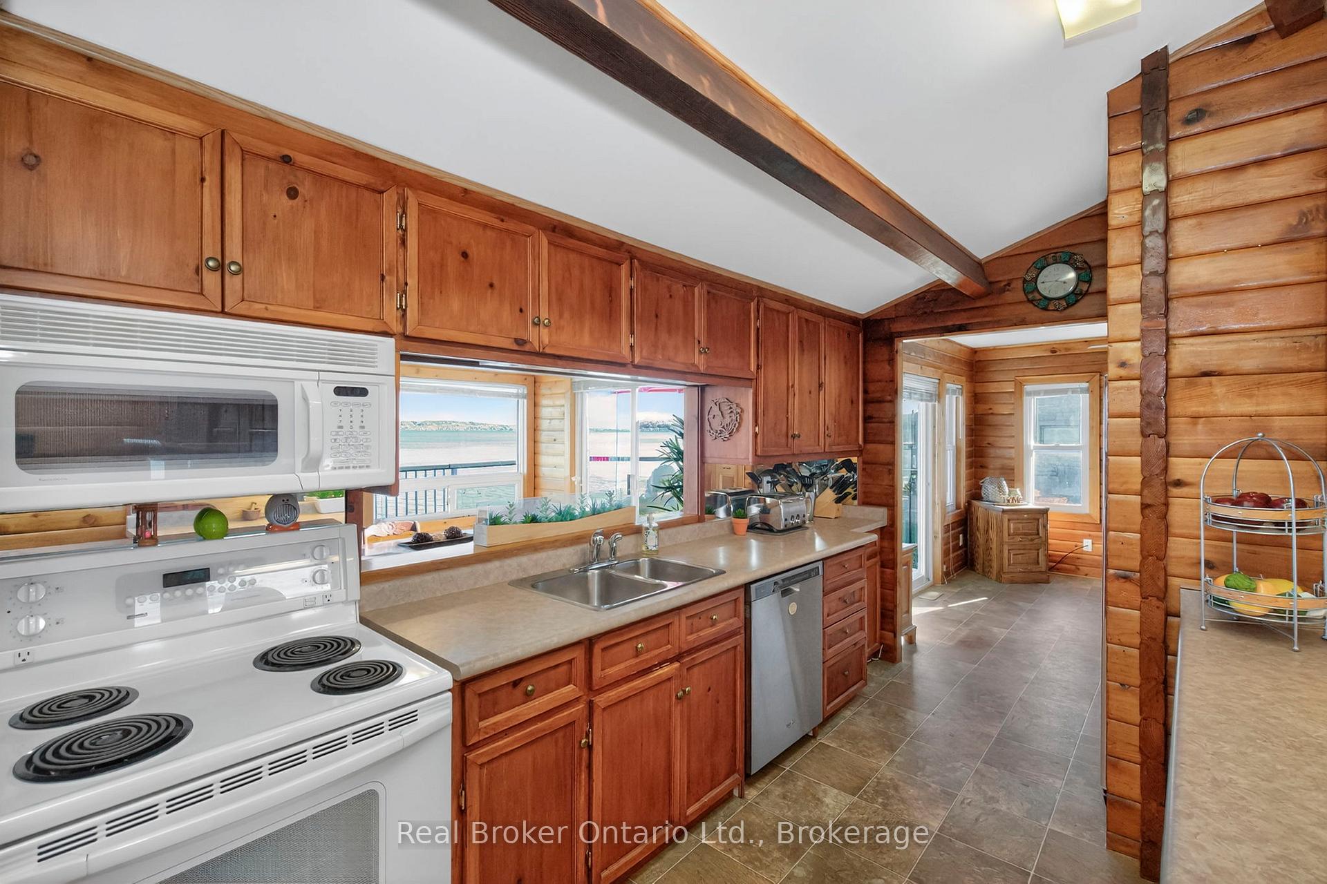 Photo 9 of 417 Pheasant Lane, Midland — HOMEH