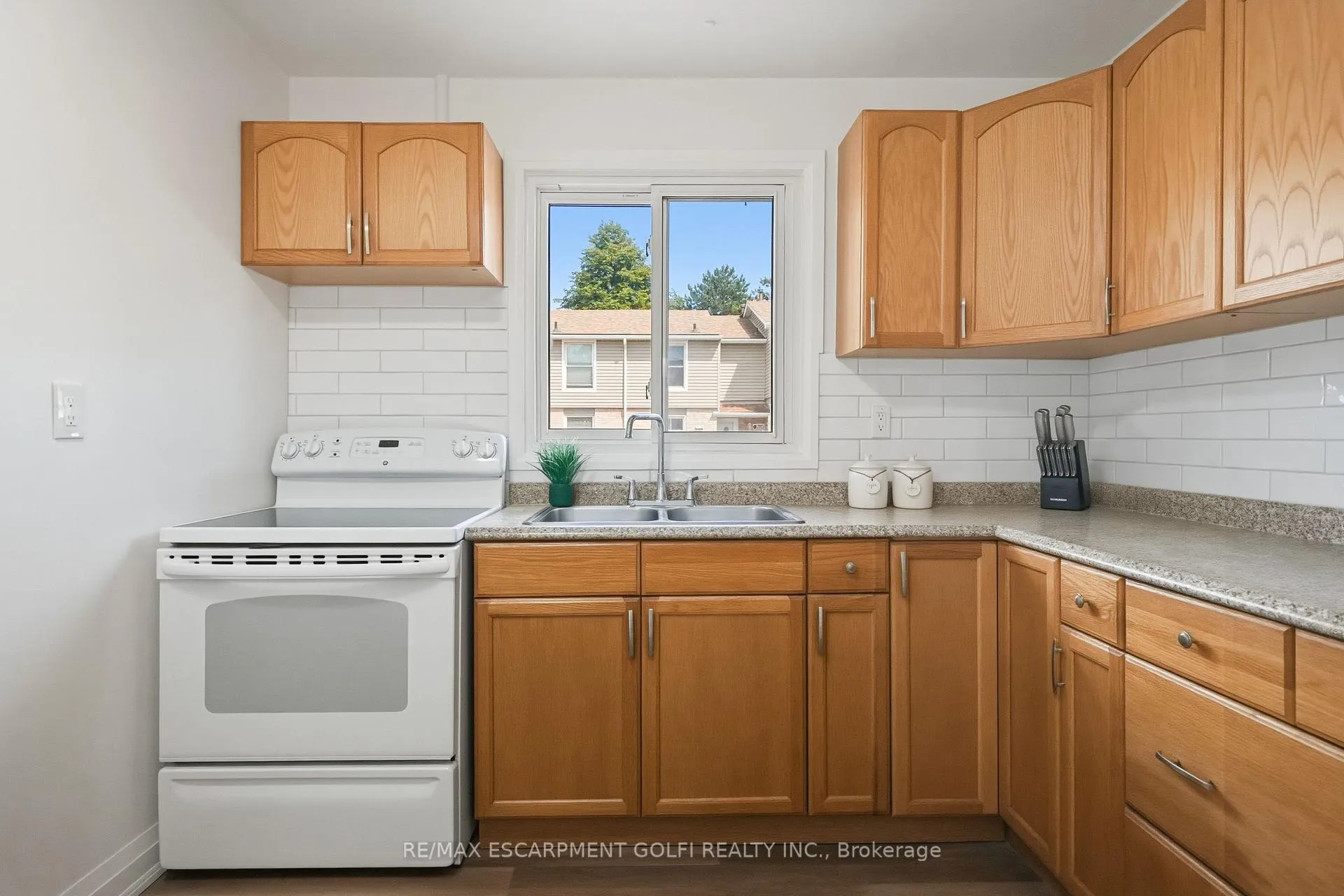 Photo 6 of Unit 17, 10 Angus Road, Hamilton, Vincent — HOMEH
