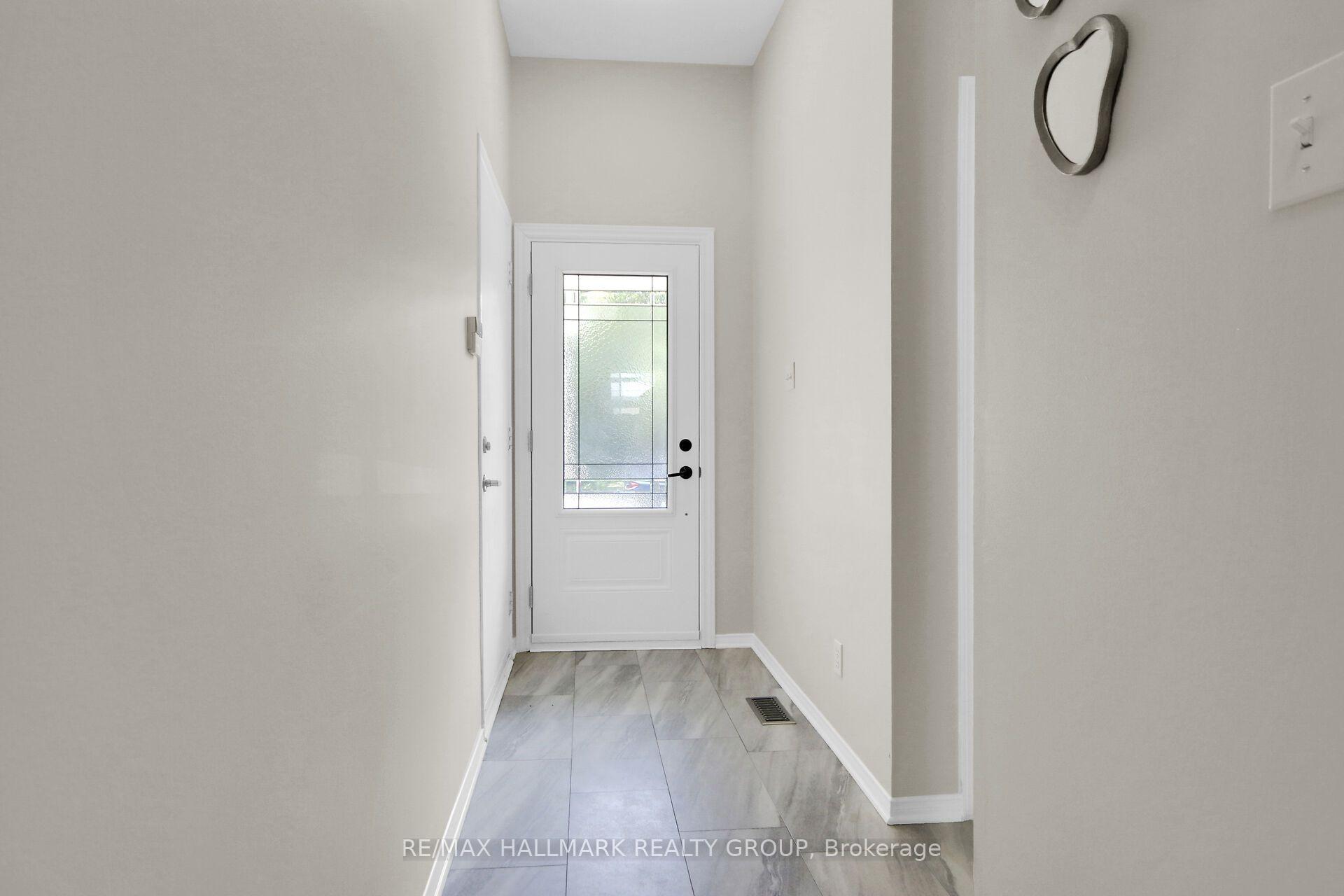 Photo 4 of 2032 Dorima Street, Ottawa, Avalon East — HOMEH