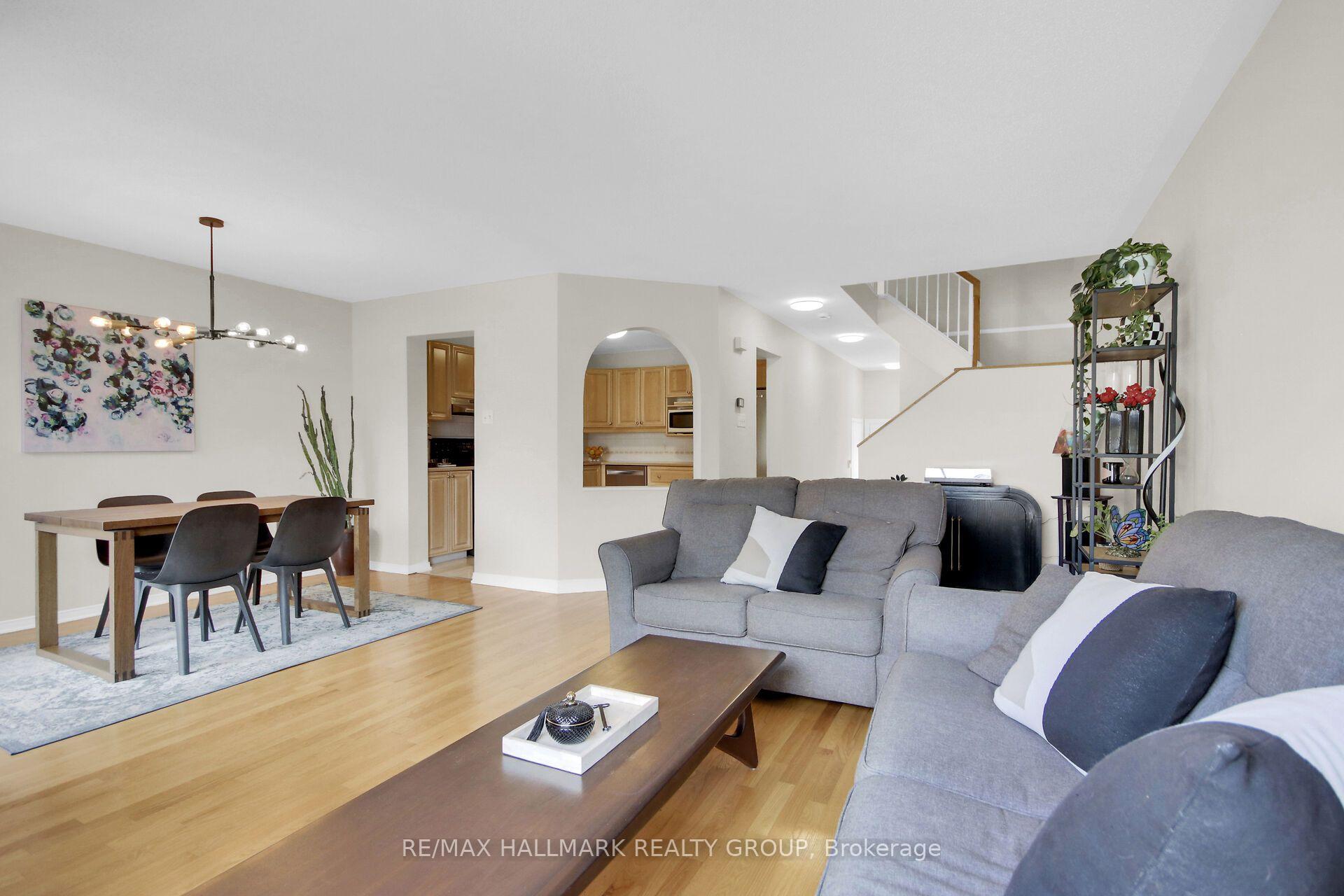 Photo 8 of 2032 Dorima Street, Ottawa, Avalon East — HOMEH