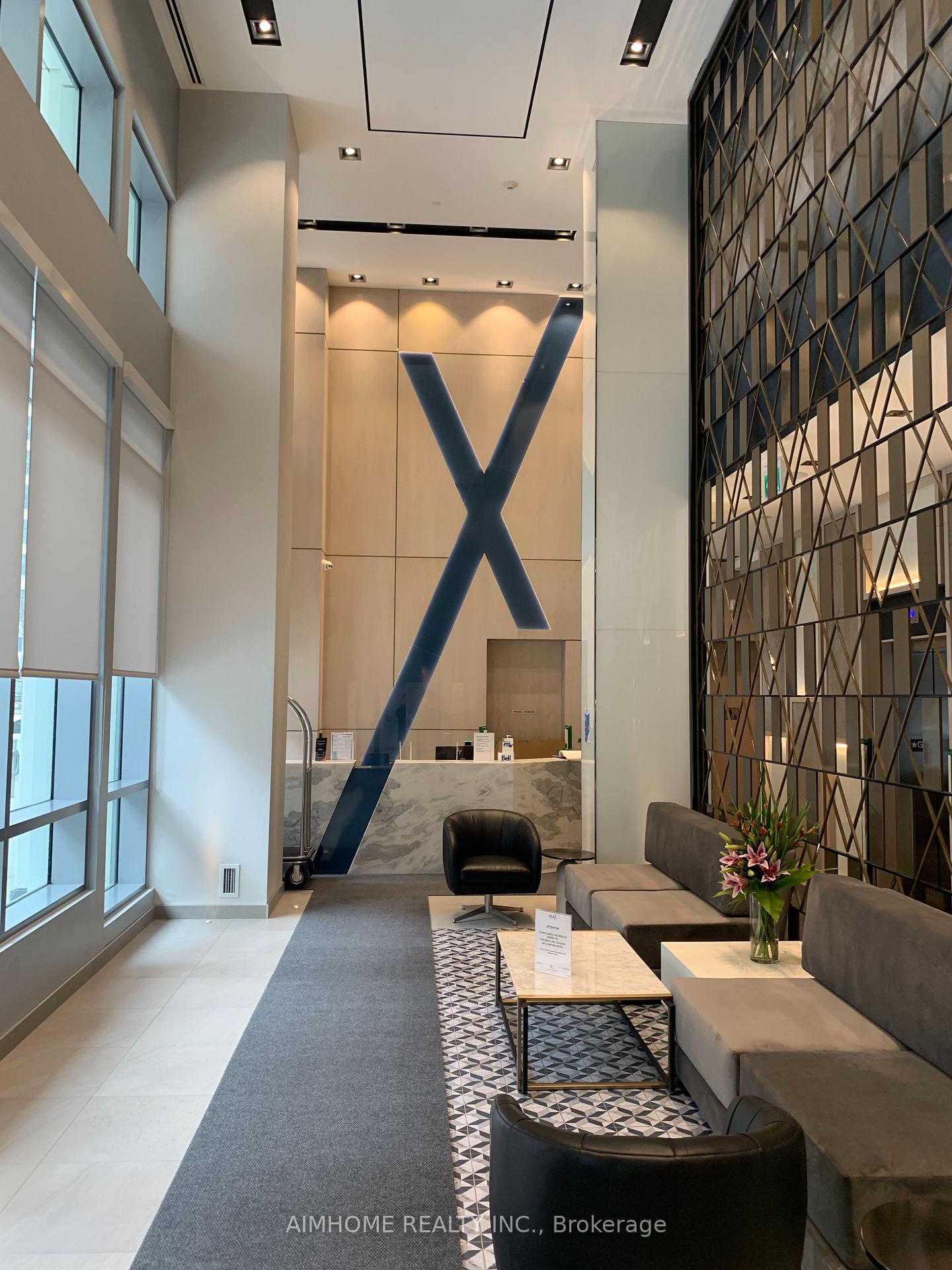 Photo 4 of Unit 1602, 77 Mutual Street, Toronto, Church-Yonge Corridor — HOMEH