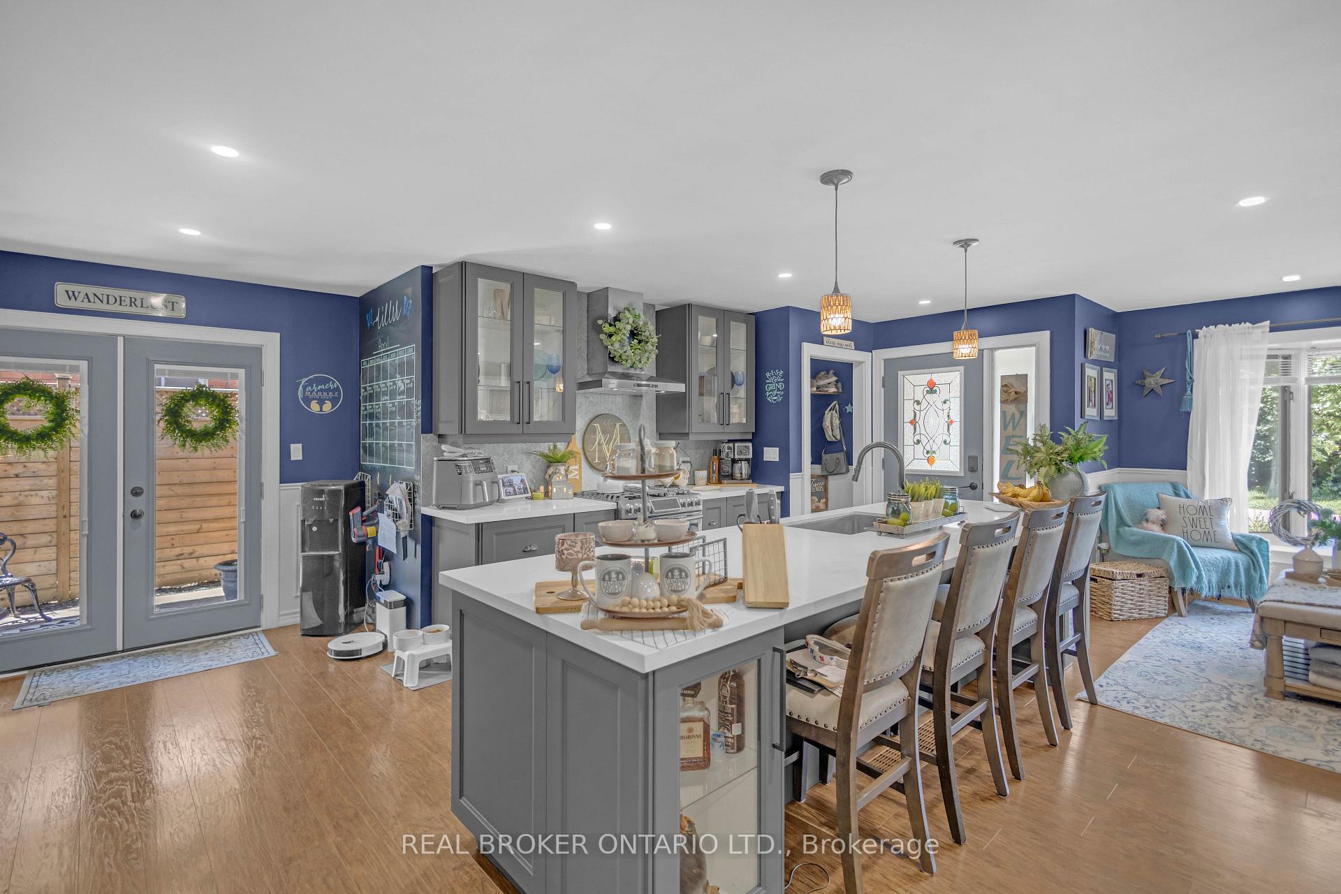 Photo 10 of 34 Elmvale Court, Haldimand — HOMEH