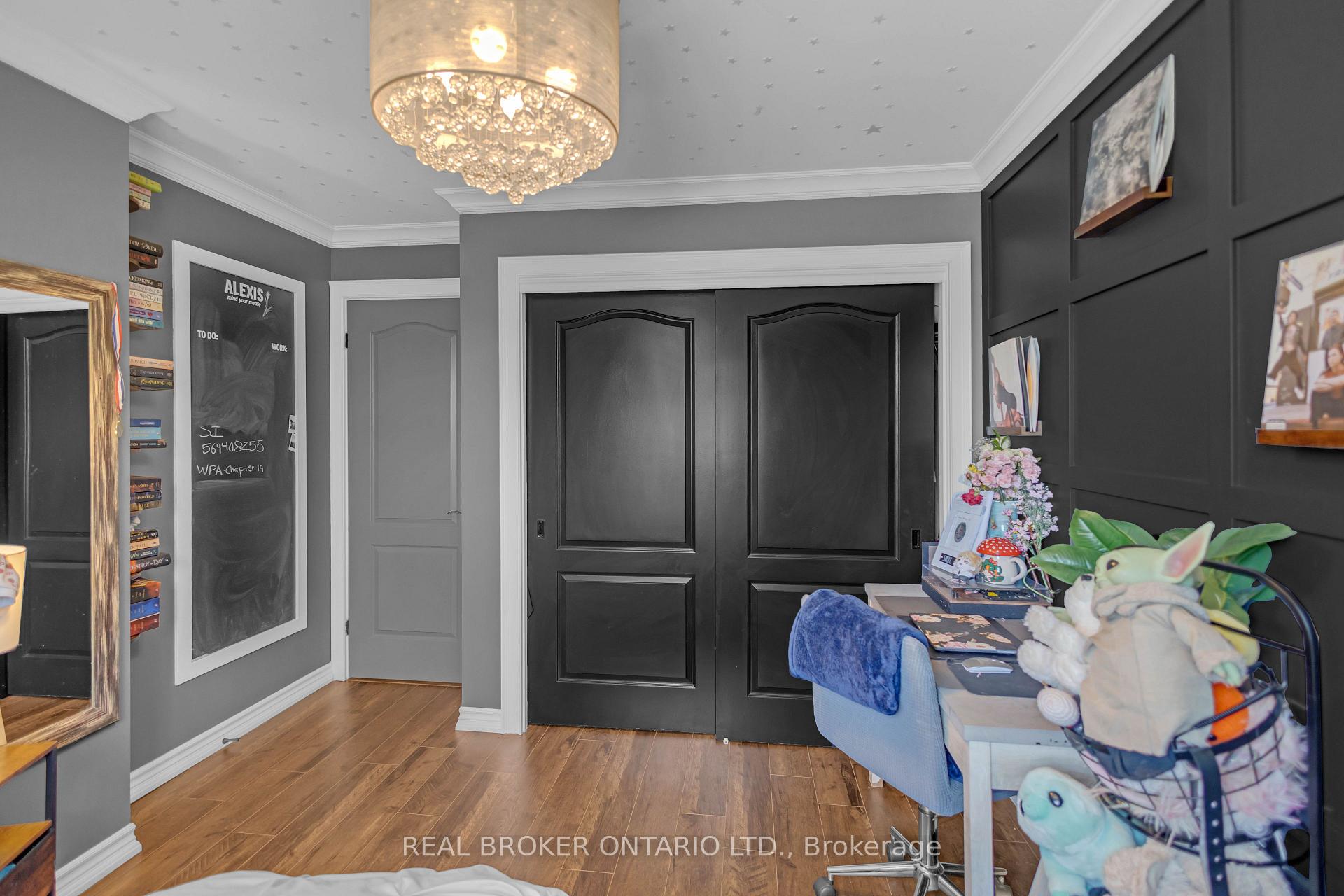 Photo 20 of 34 Elmvale Court, Haldimand — HOMEH