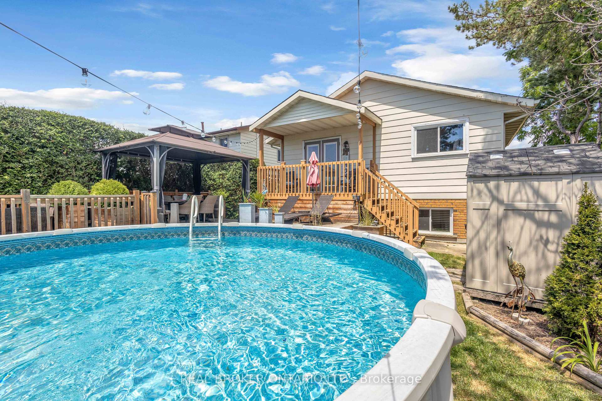 Photo 35 of 34 Elmvale Court, Haldimand — HOMEH
