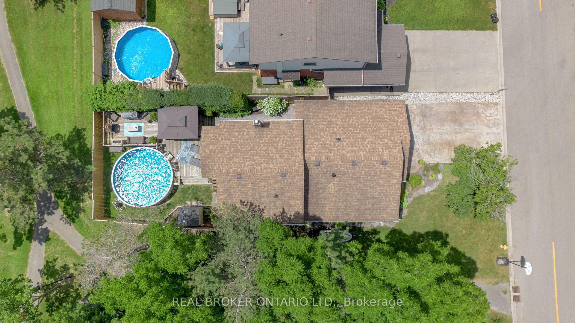 Photo 40 of 34 Elmvale Court, Haldimand — HOMEH