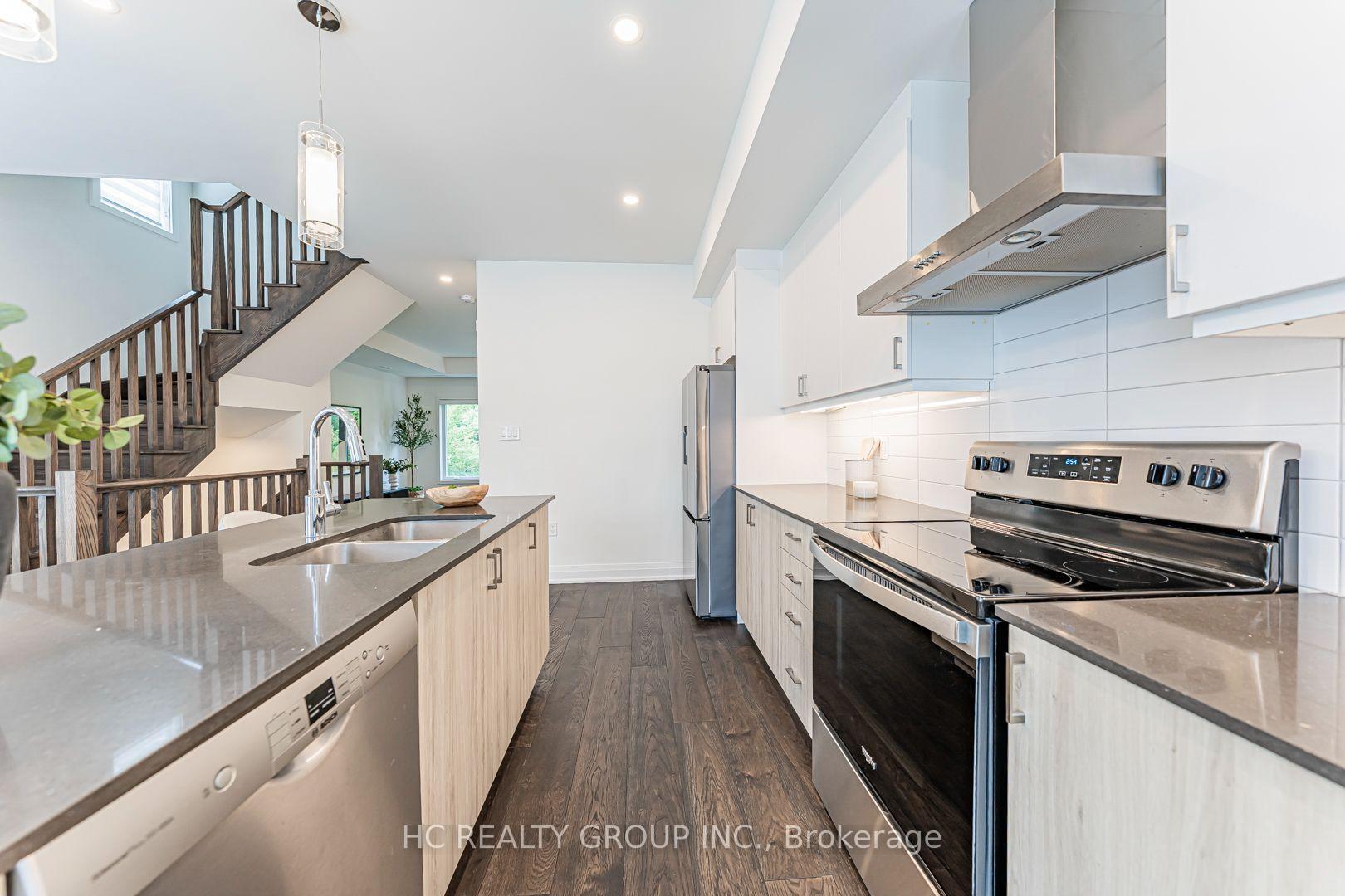 Photo 12 of Unit 32, 258 Hespeler Road, Cambridge, Galt City Centre — HOMEH