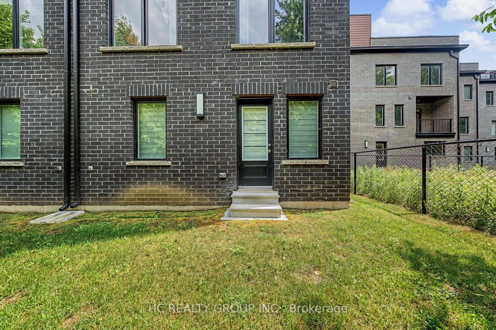 Photo 41 of Unit 32, 258 Hespeler Road, Cambridge, Galt City Centre — HOMEH